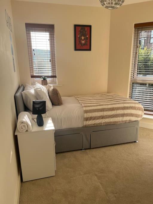 Three-Bedroom Apartment photo 1