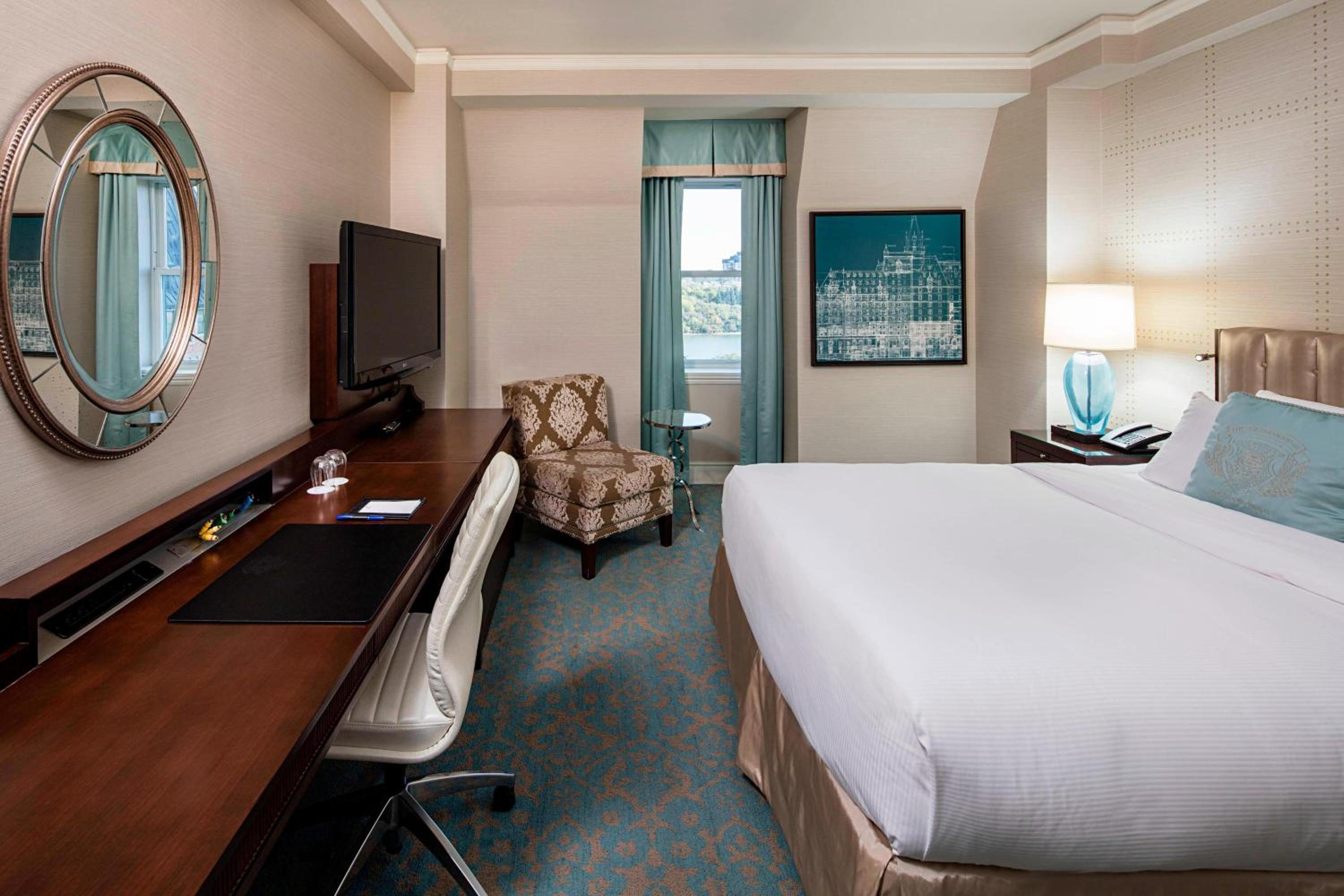 Queen Room with River View