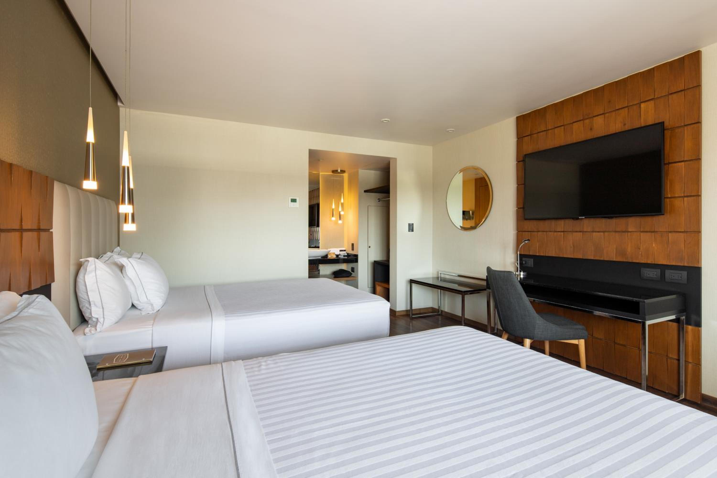 Executive Double Room - Photo 6