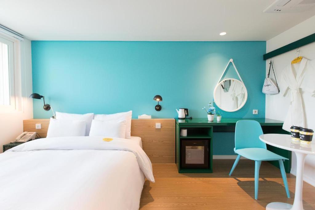 Standard Double Room - Photo 1