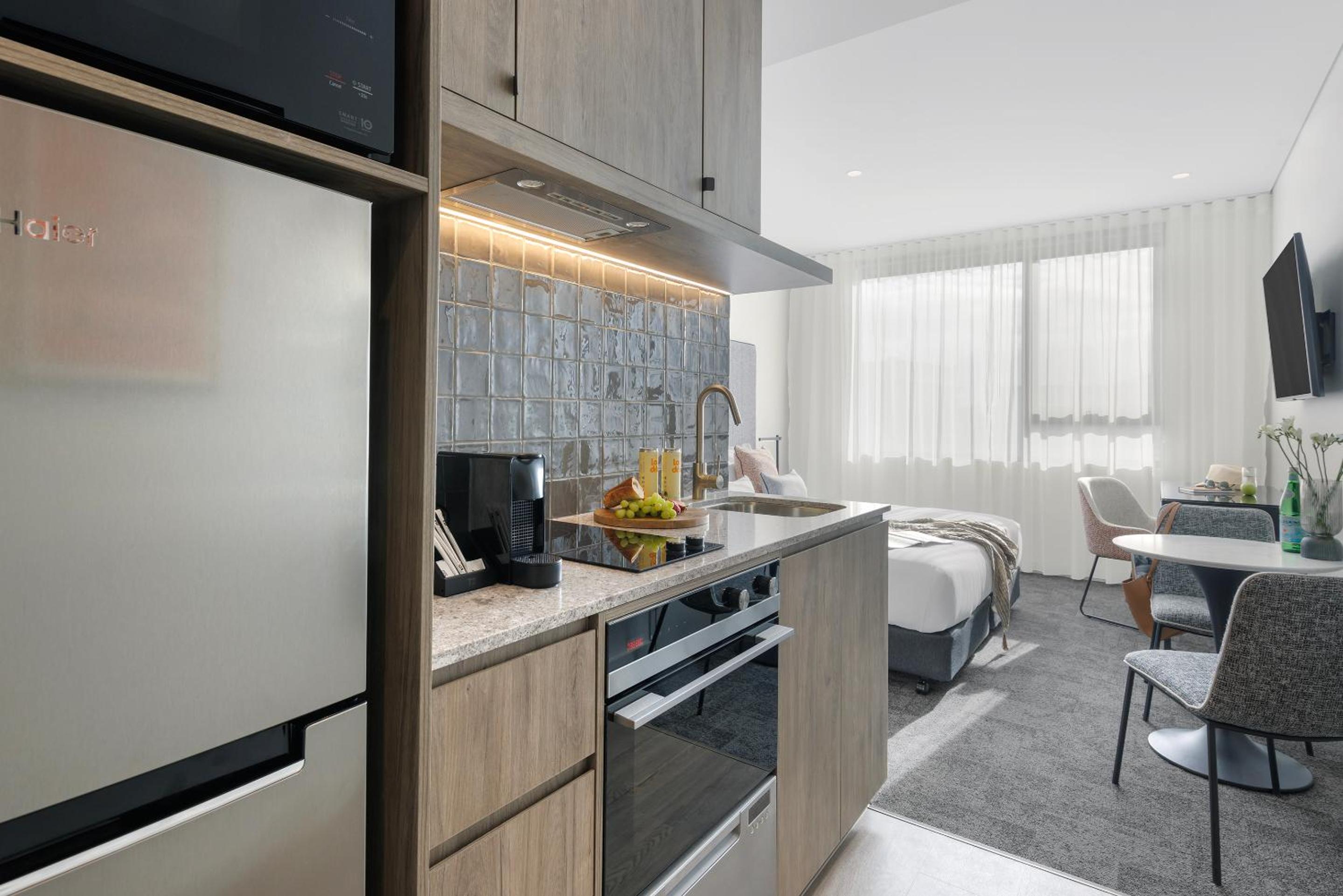 Studio Apartment photo 3