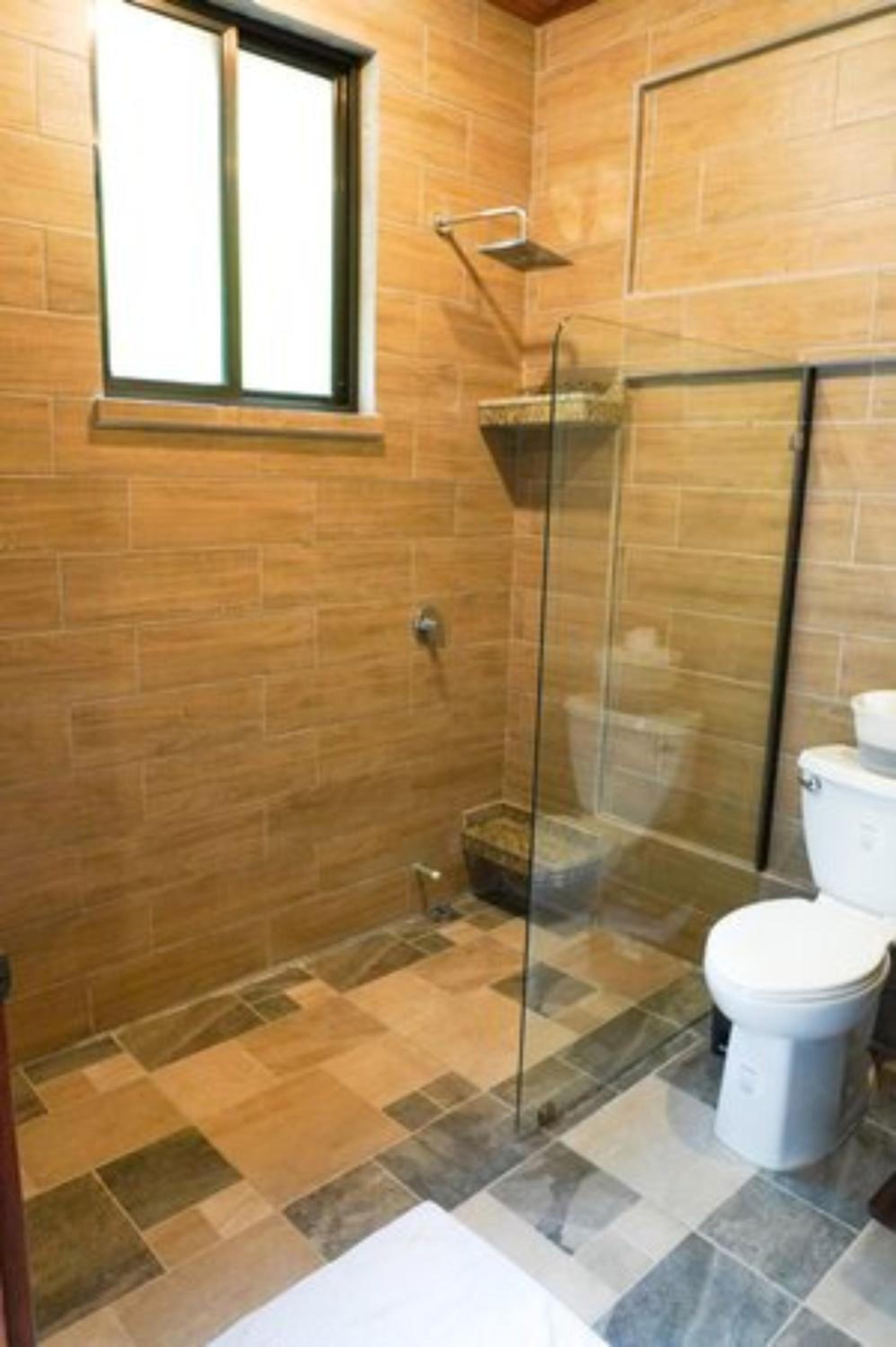 Deluxe Junior Suite photo 3