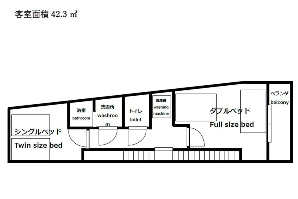 Three-Bedroom Apartment photo 3