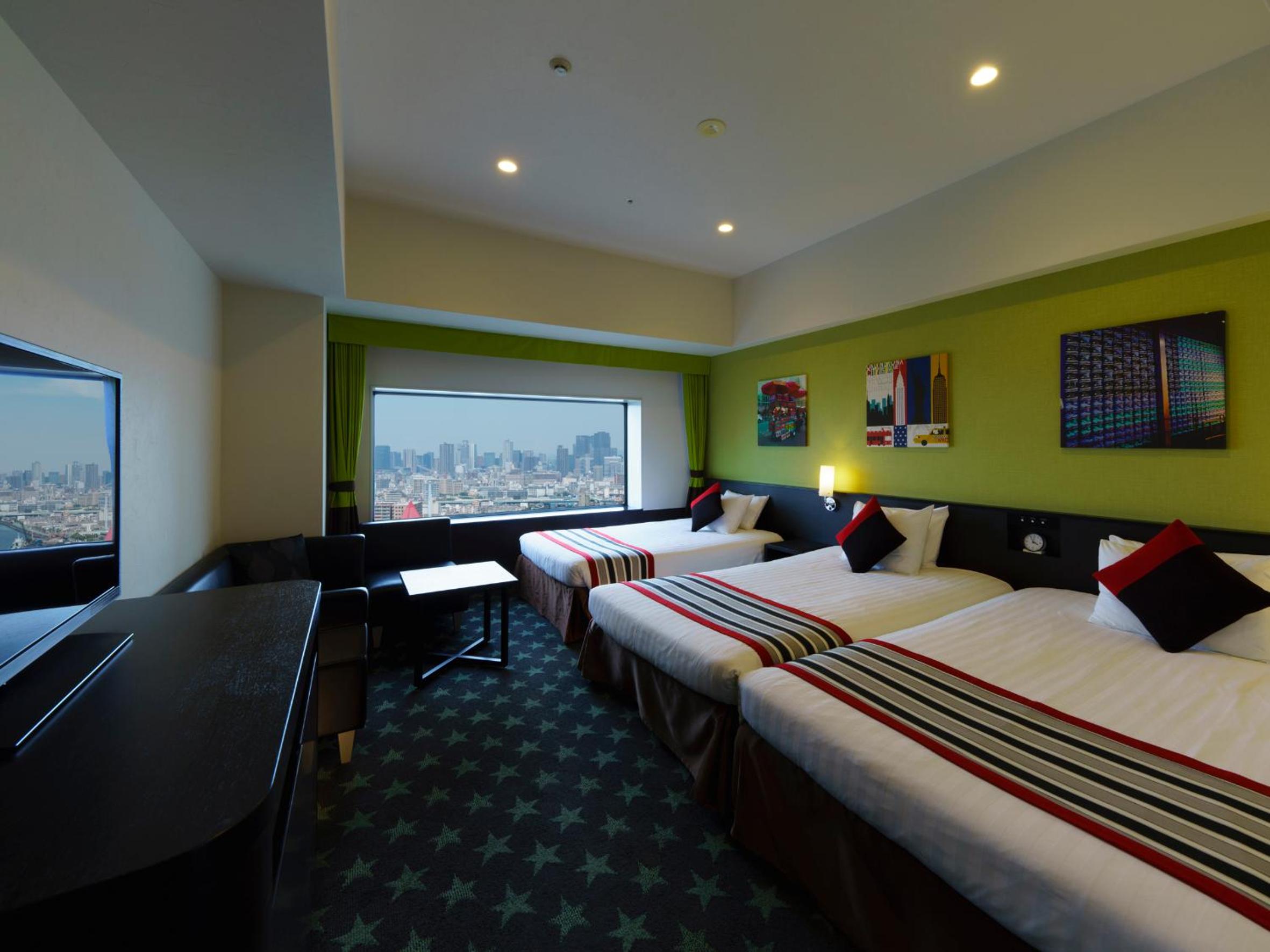 Premium Superior City View Triple Room - Photo 1