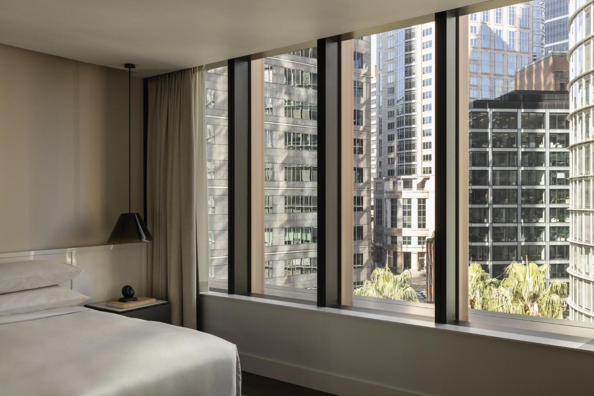 Skyline King Suite