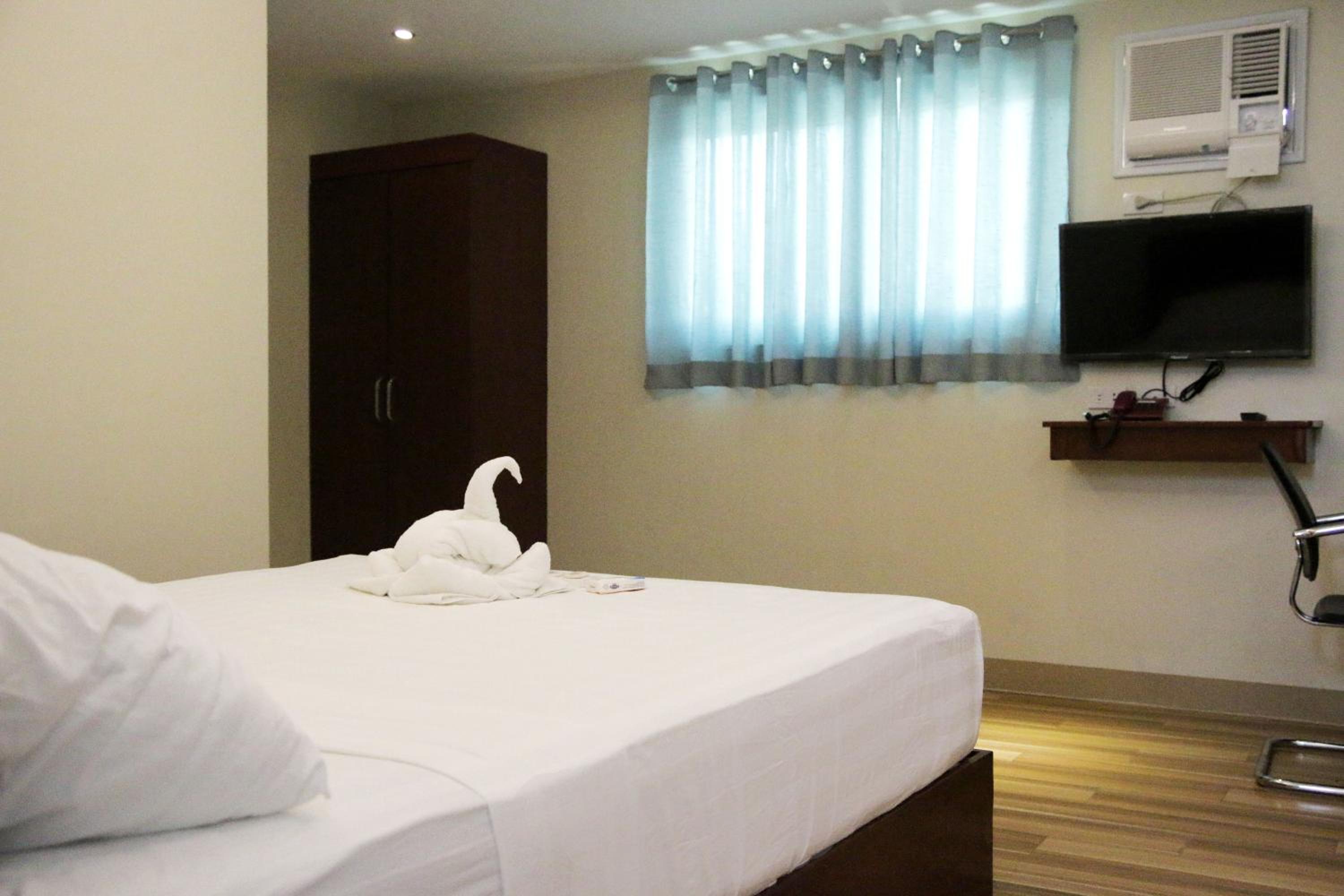 Queen Room