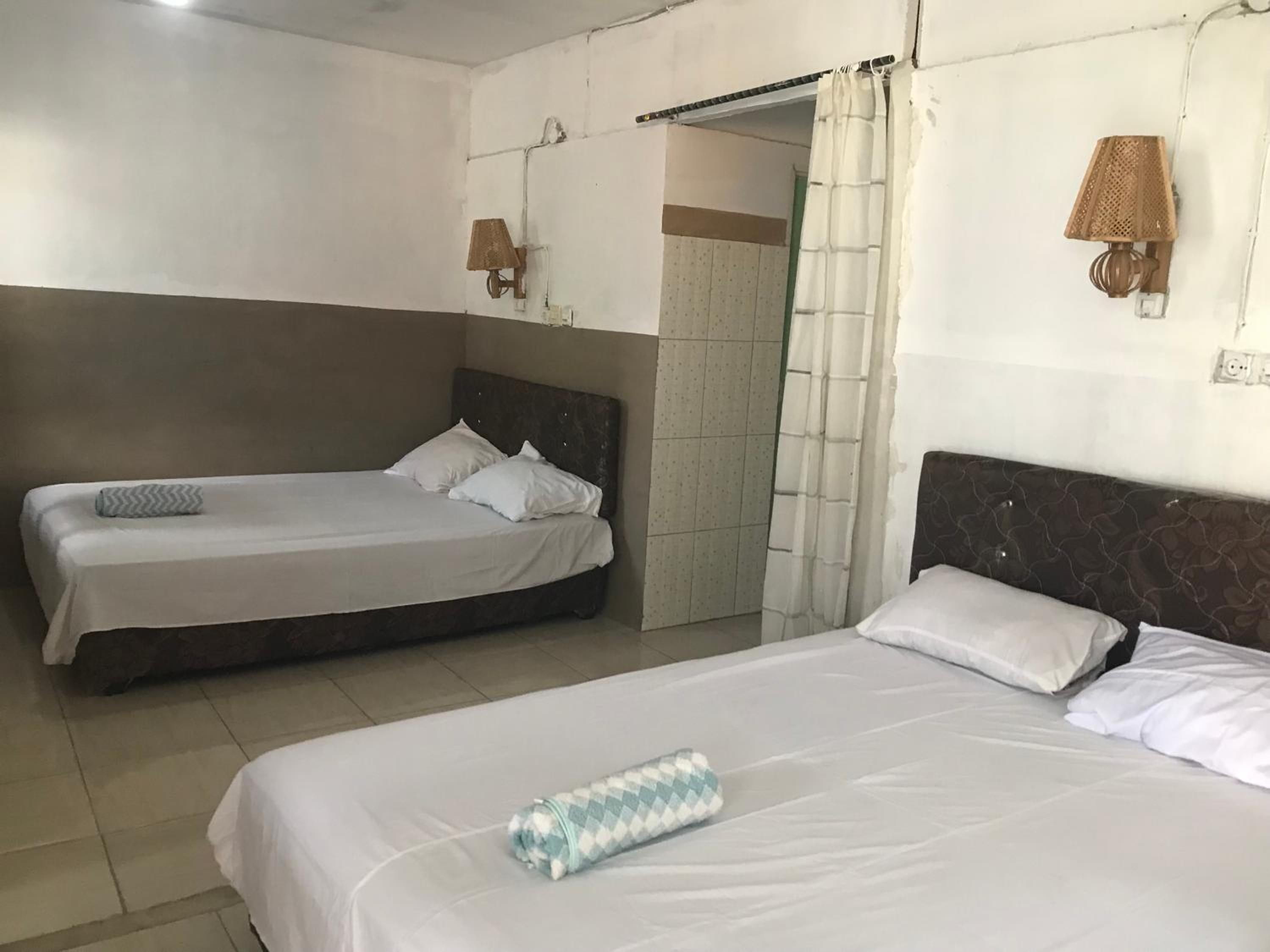 Small Double Room photo 1