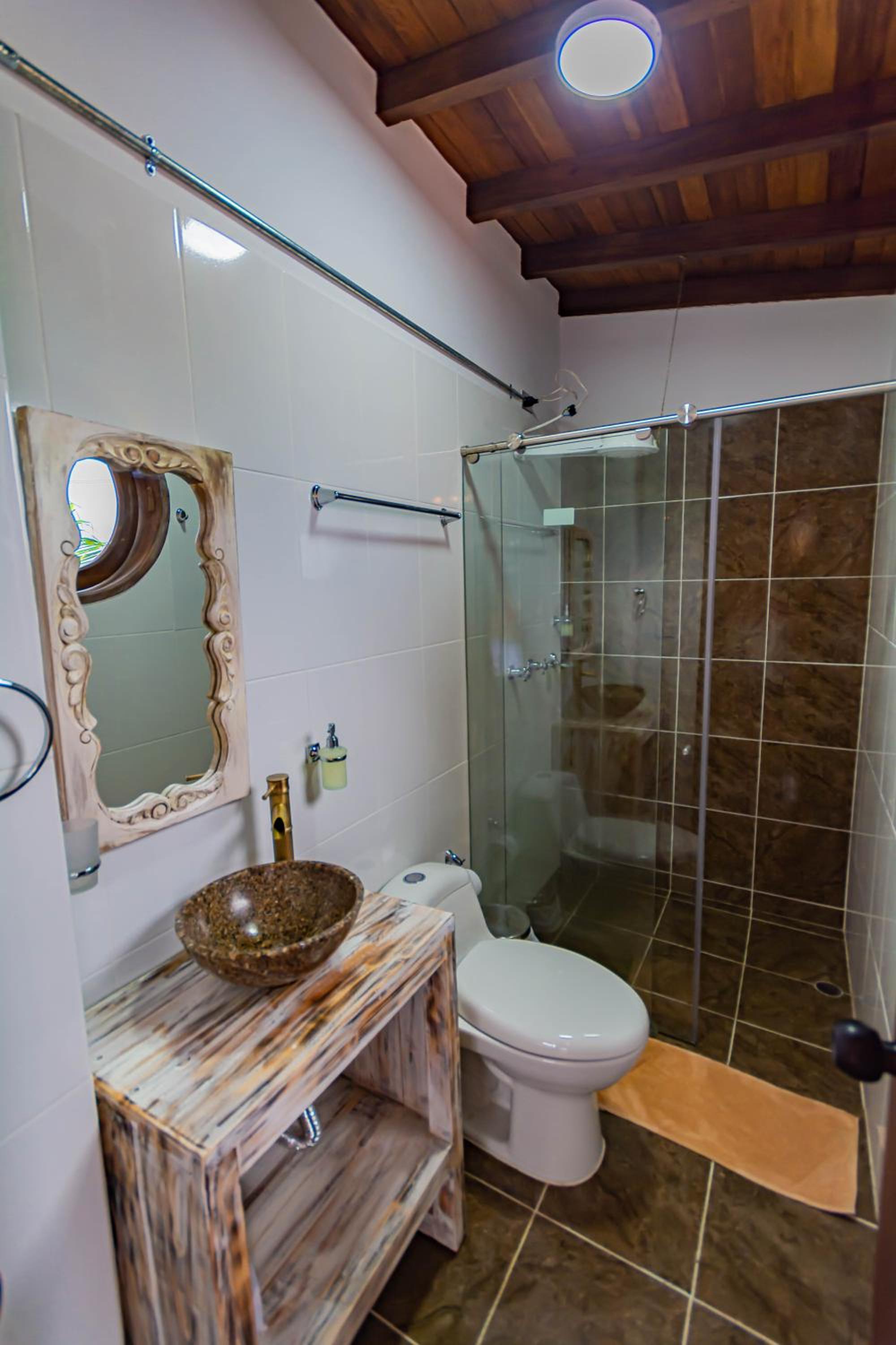 Deluxe Double Room with Shower photo 3