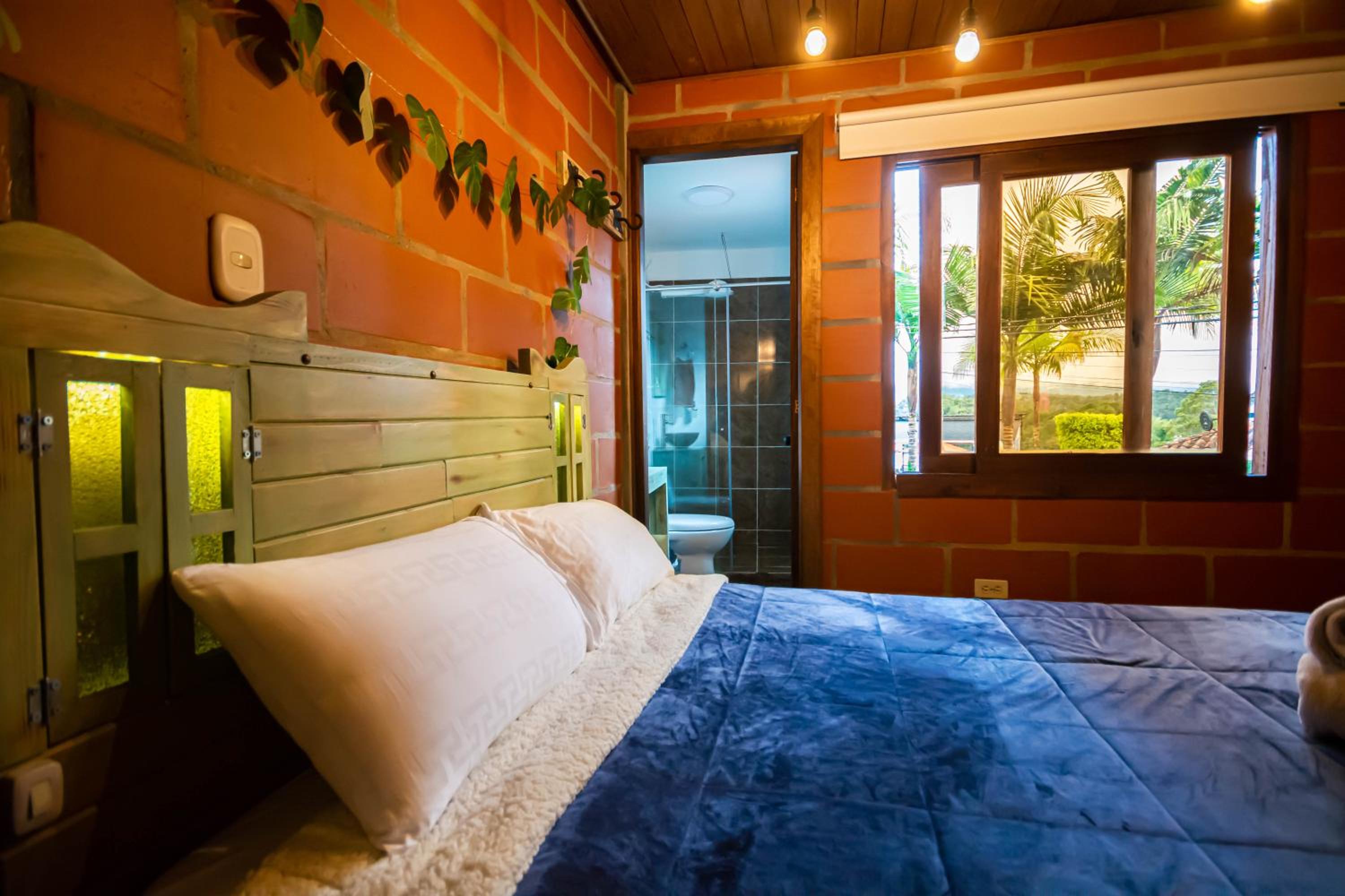 Double Room with Private Bathroom photo 3
