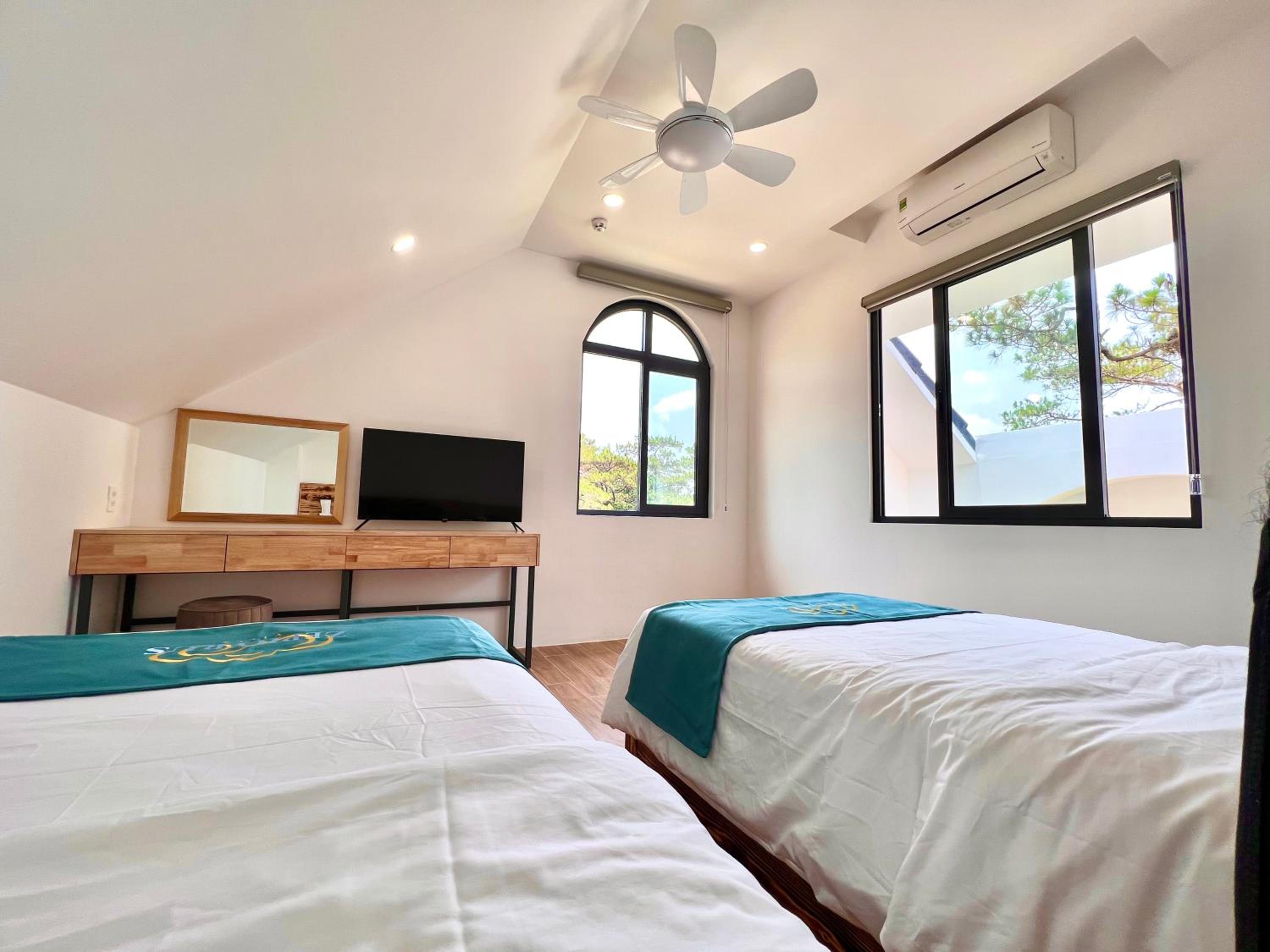 Deluxe Triple Room photo 3