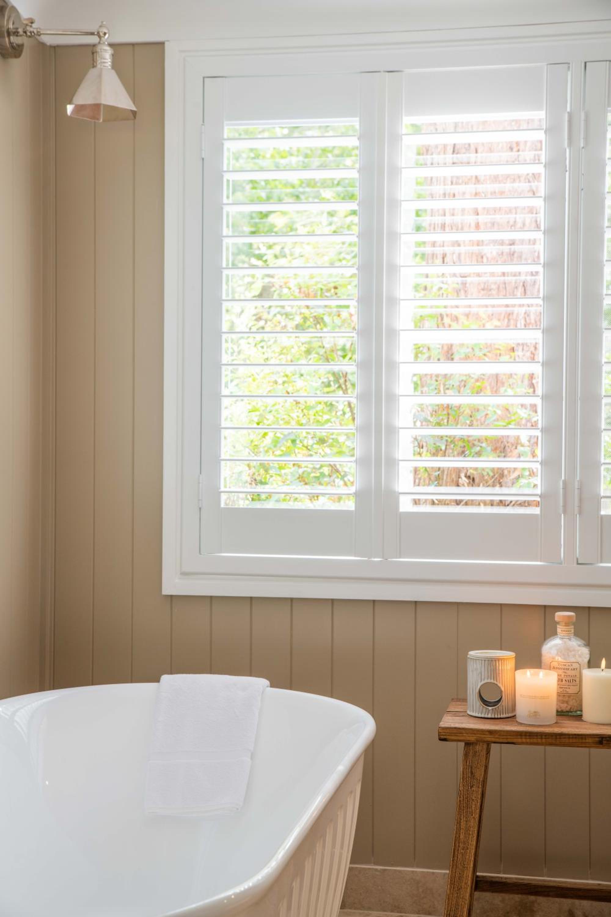 Lodge Bath Suite - Photo 7