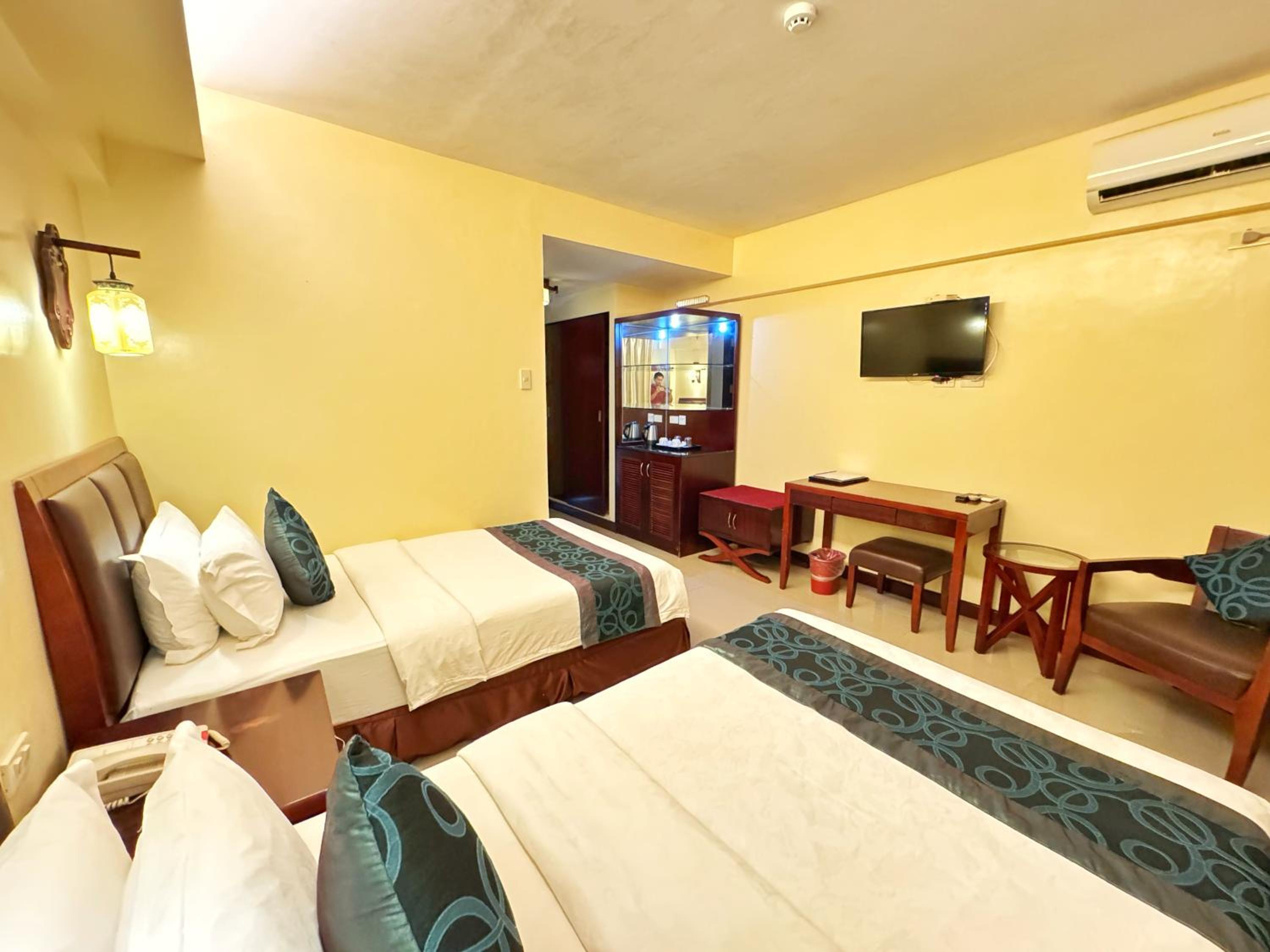 Deluxe Twin Room - Photo 5