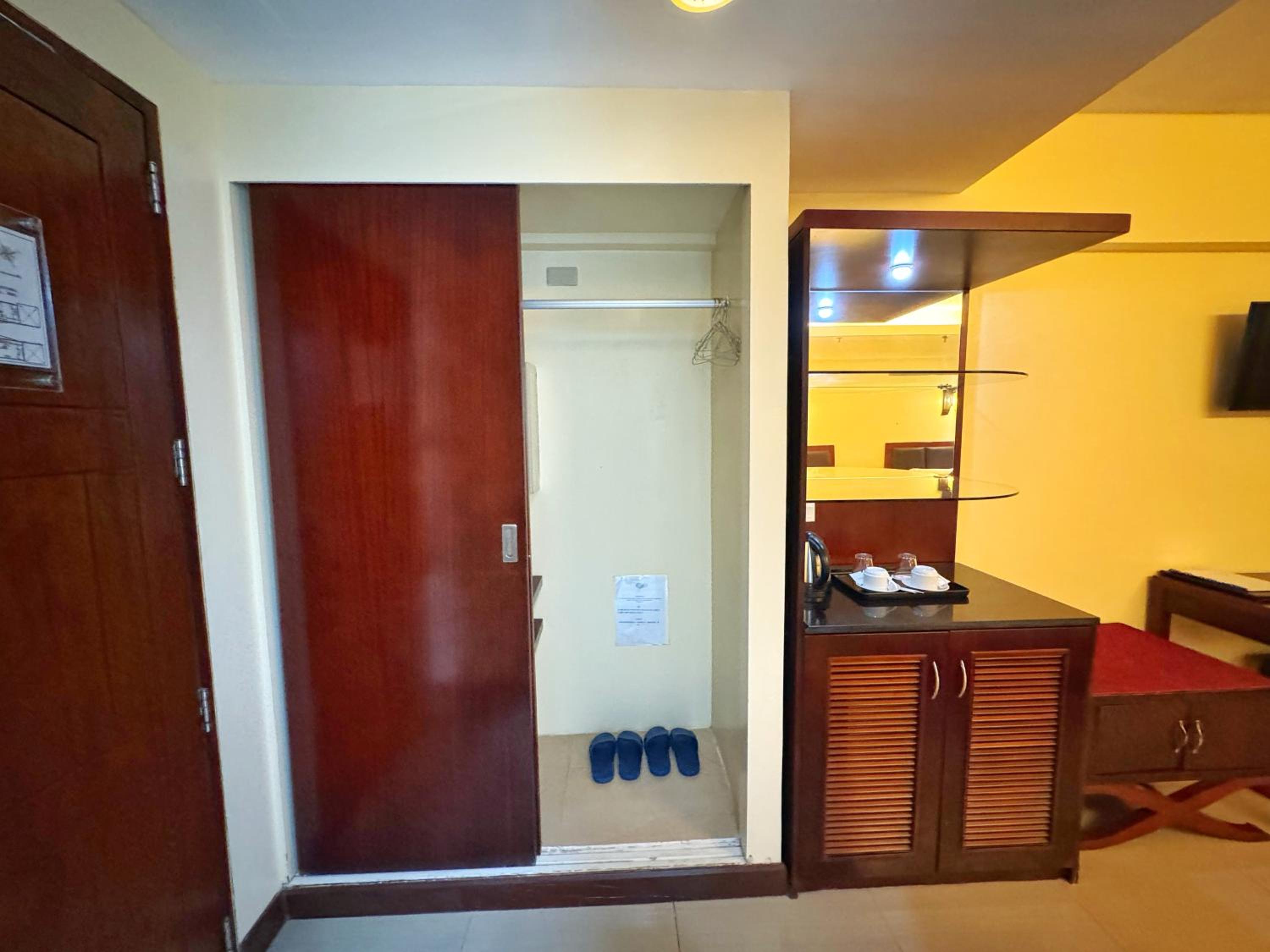 Deluxe Twin Room - Photo 4