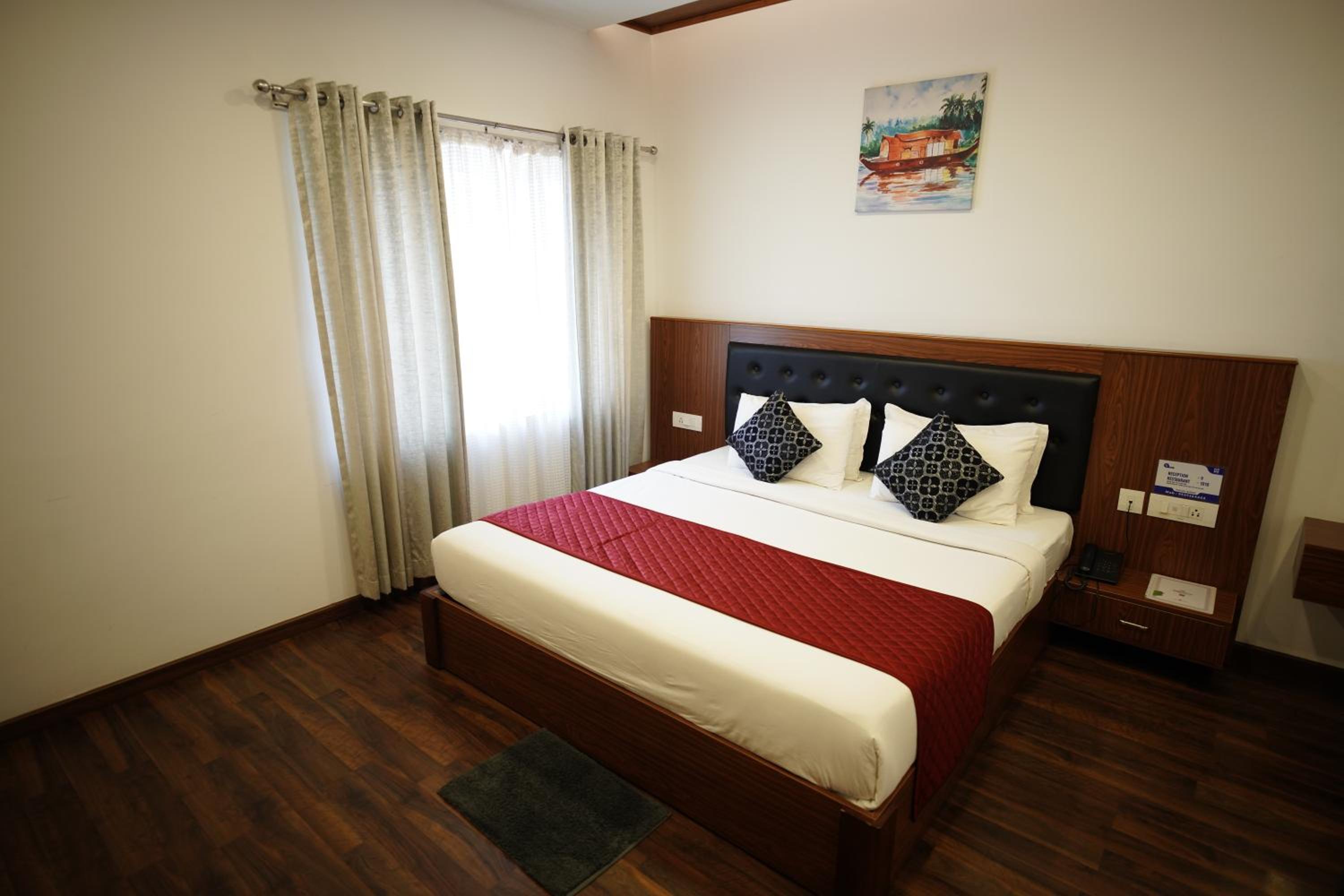 Deluxe Double Room - Photo 1