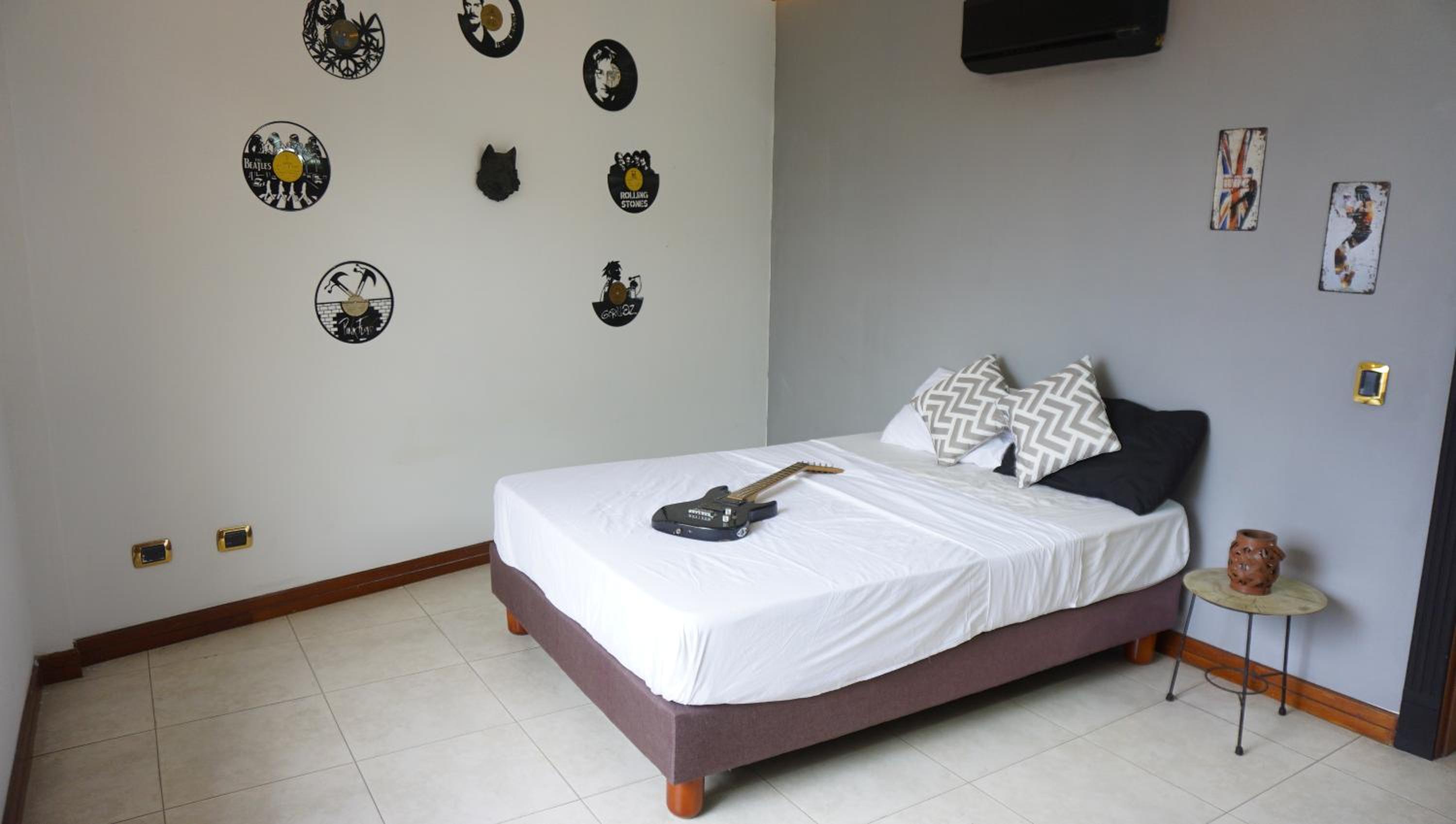 Double Room With Shared Bathroom