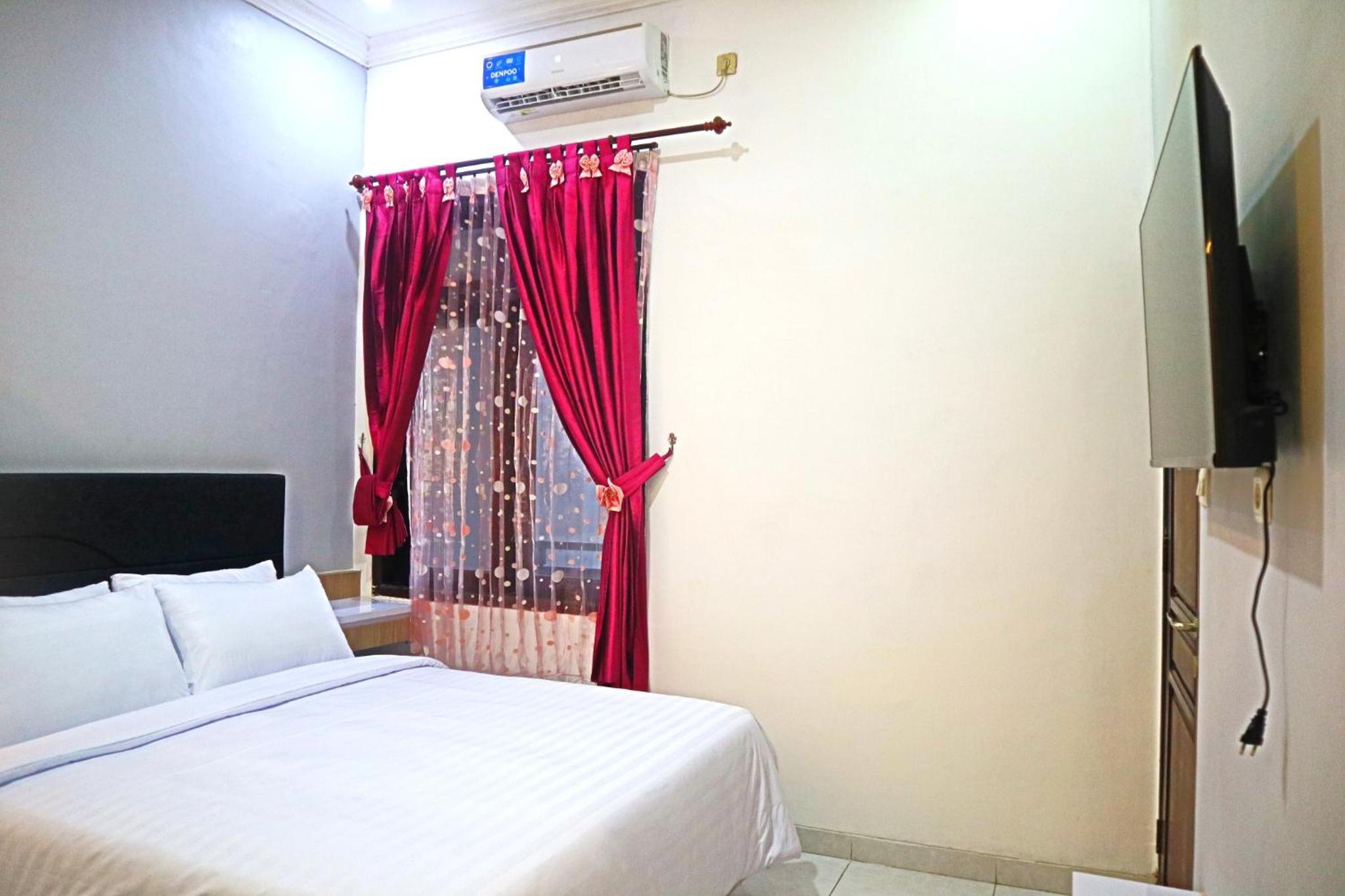 Deluxe Double Room - Photo 20