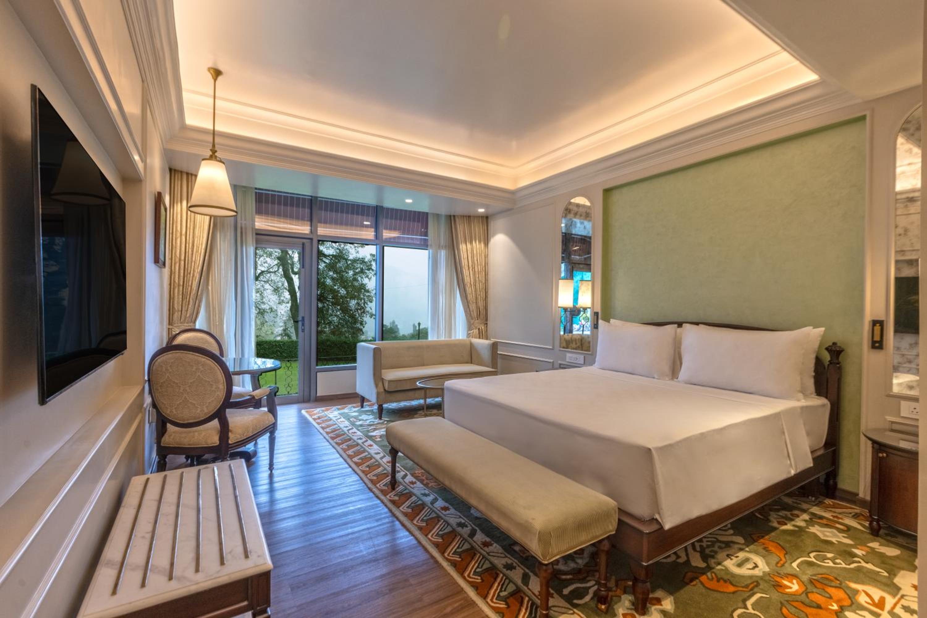 Premium Valley View Room - Balcony