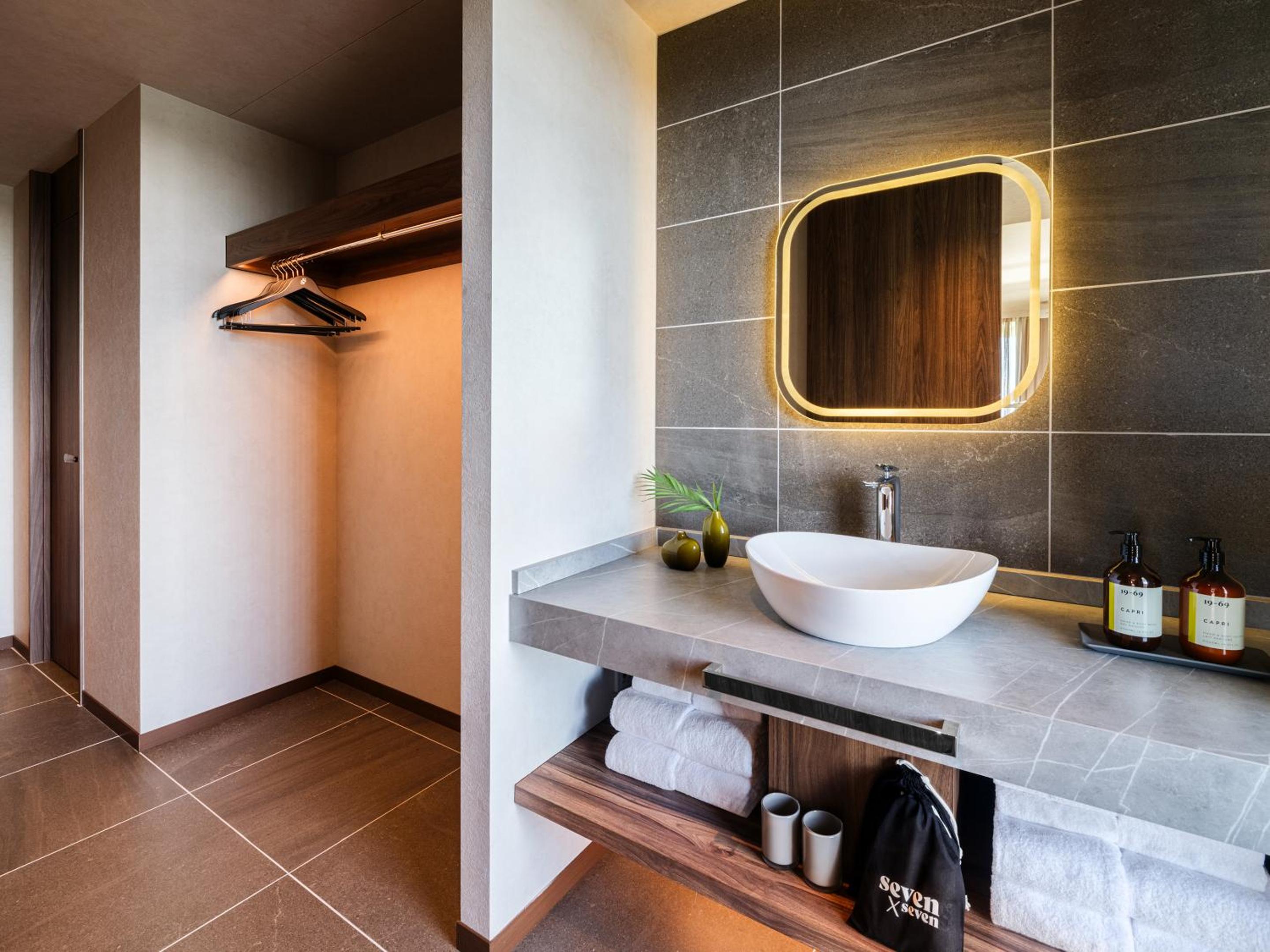 The Seven Terrace Suite with Ocean View  - Photo 10