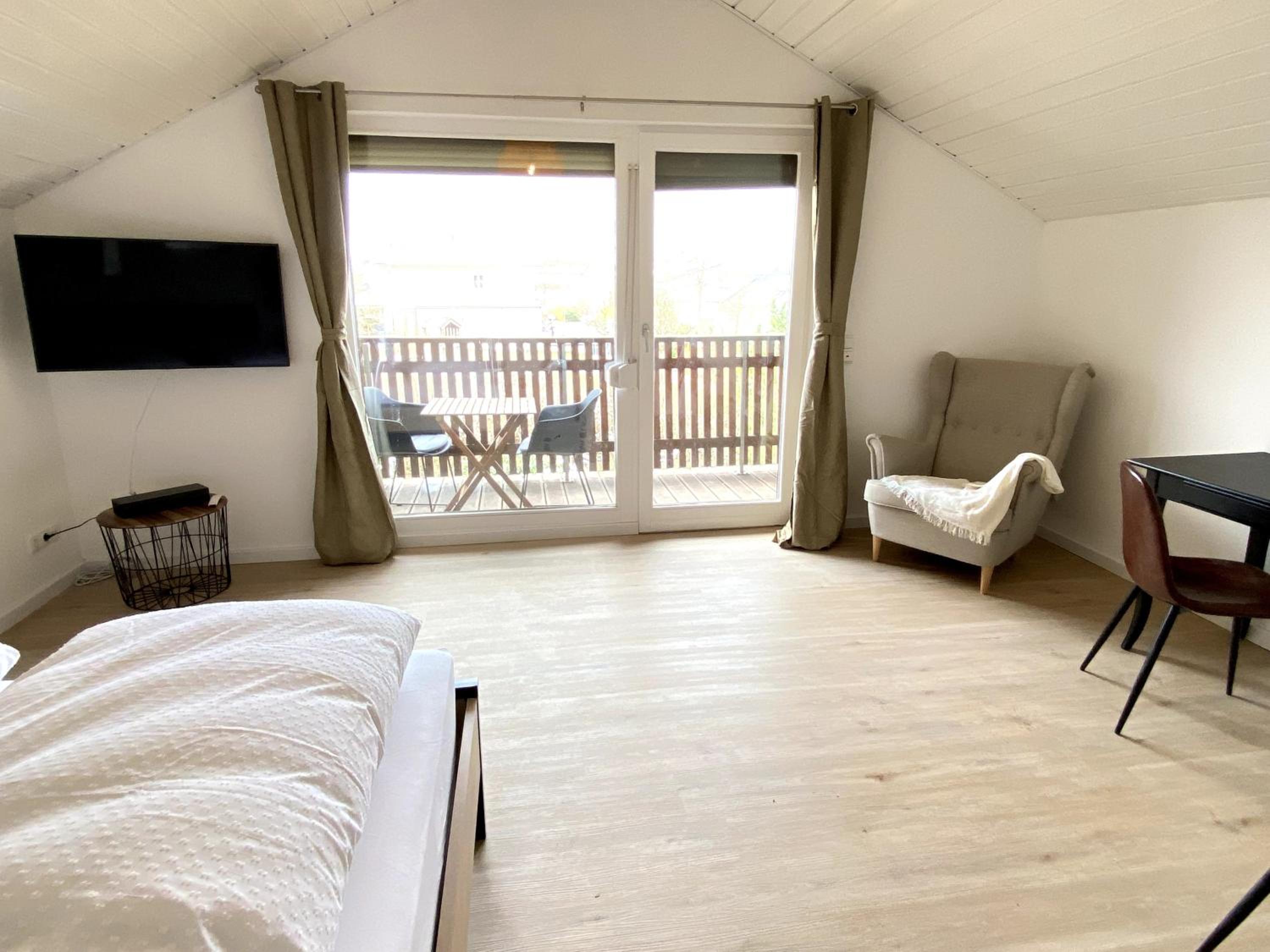 Superior One-Bedroom Apartment With Balcony photo 1