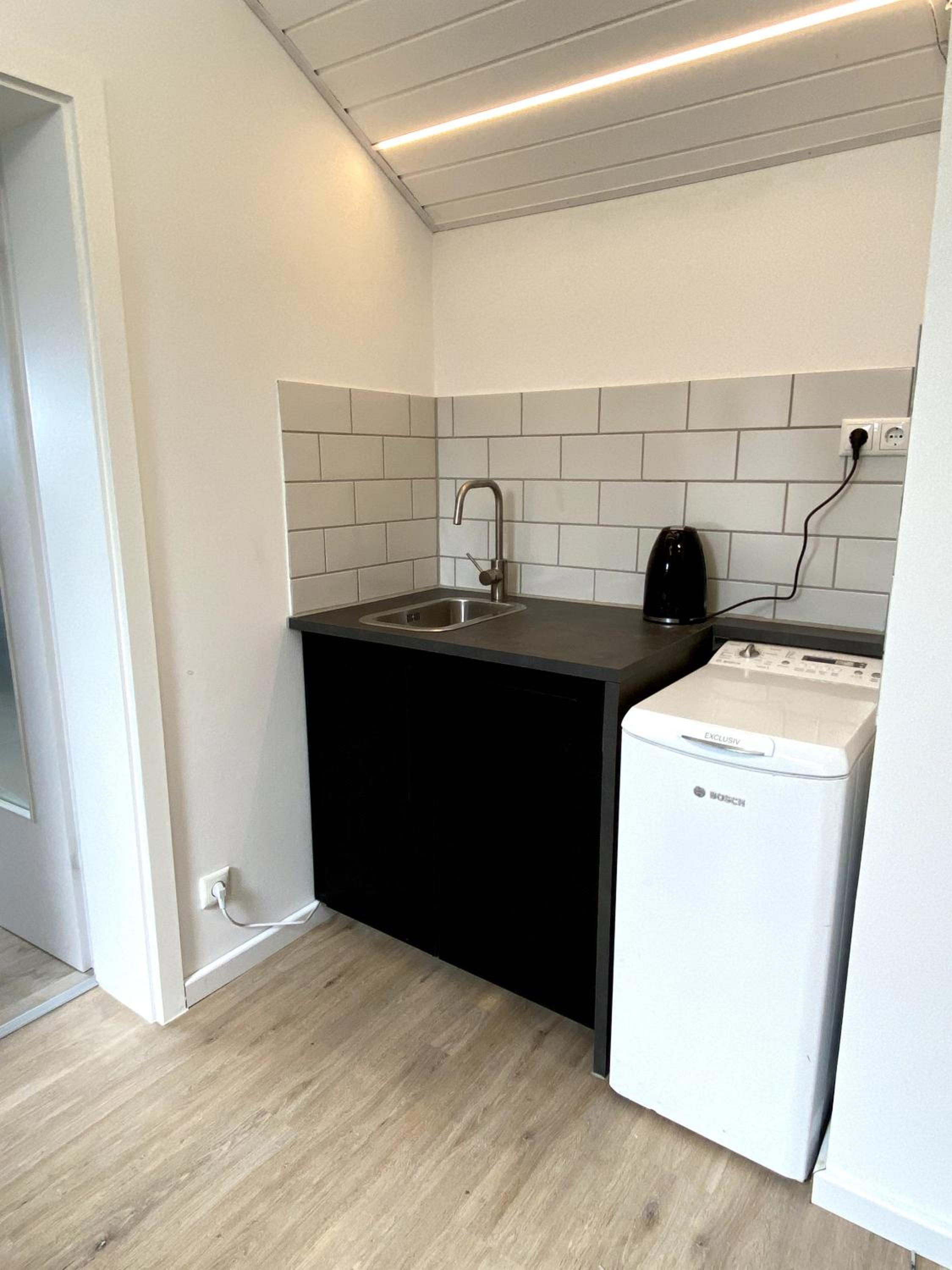 Superior One-Bedroom Apartment With Balcony photo 2