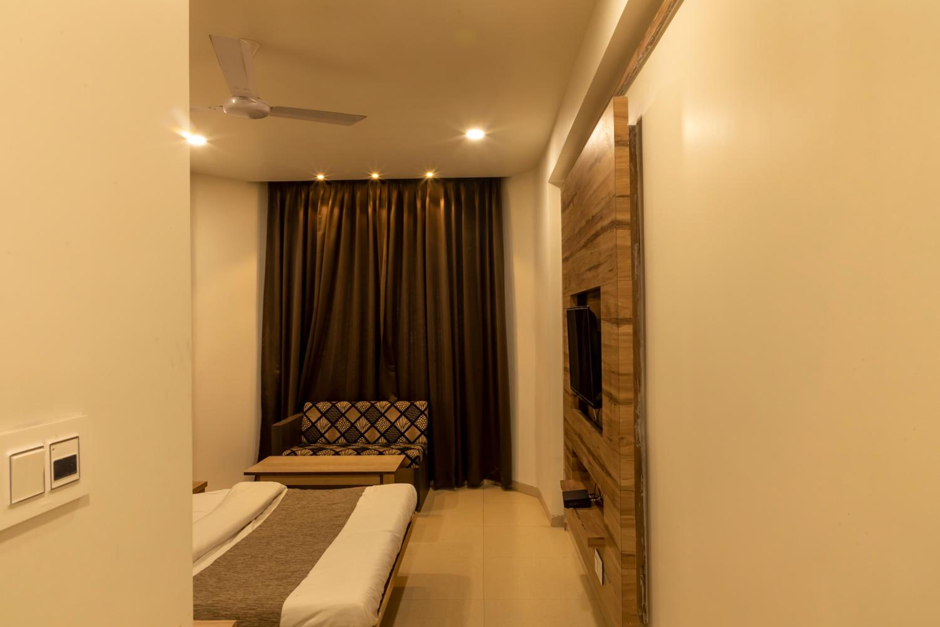 Superior Double Room - Photo 9