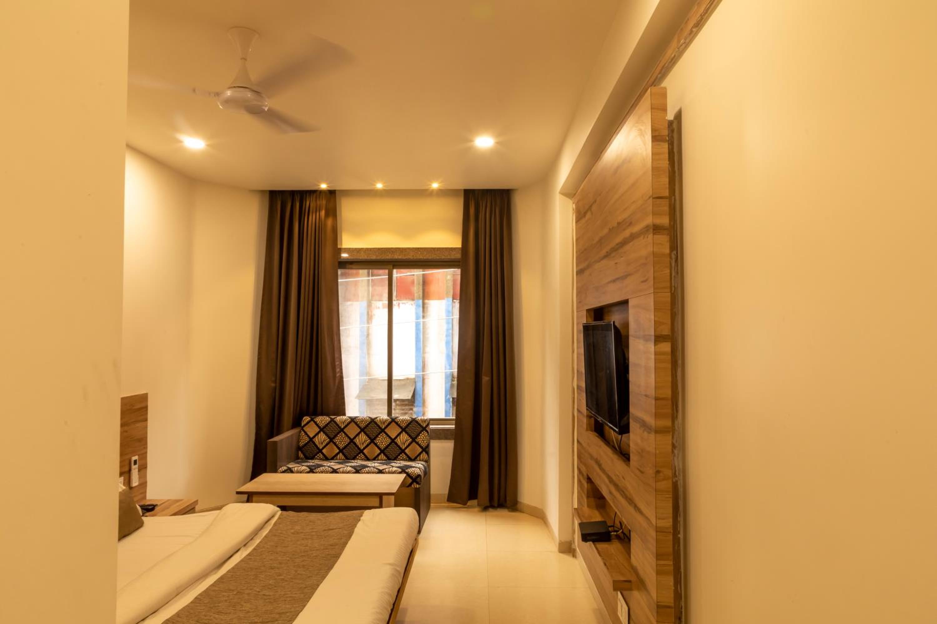 Superior Double Room - Photo 8