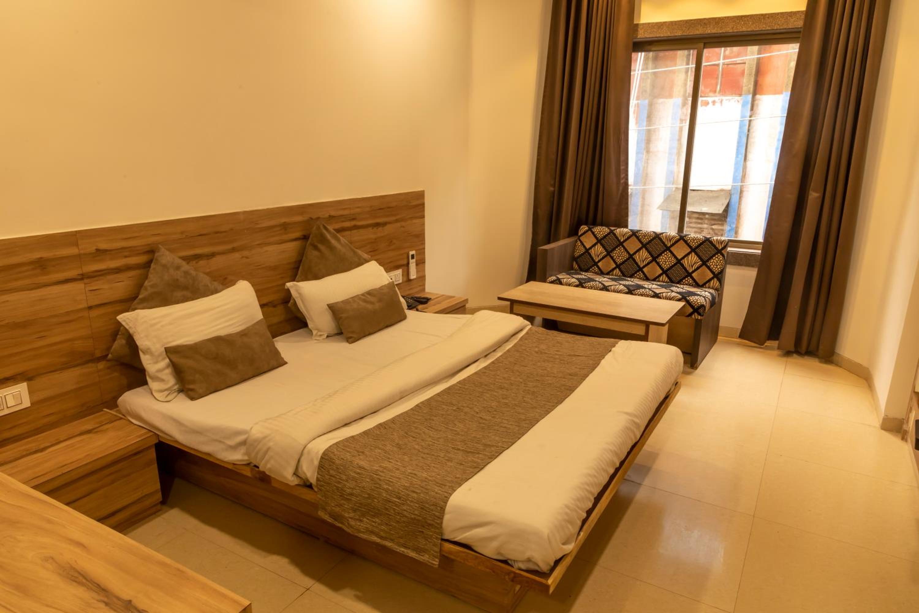 Superior Double Room - Photo 4