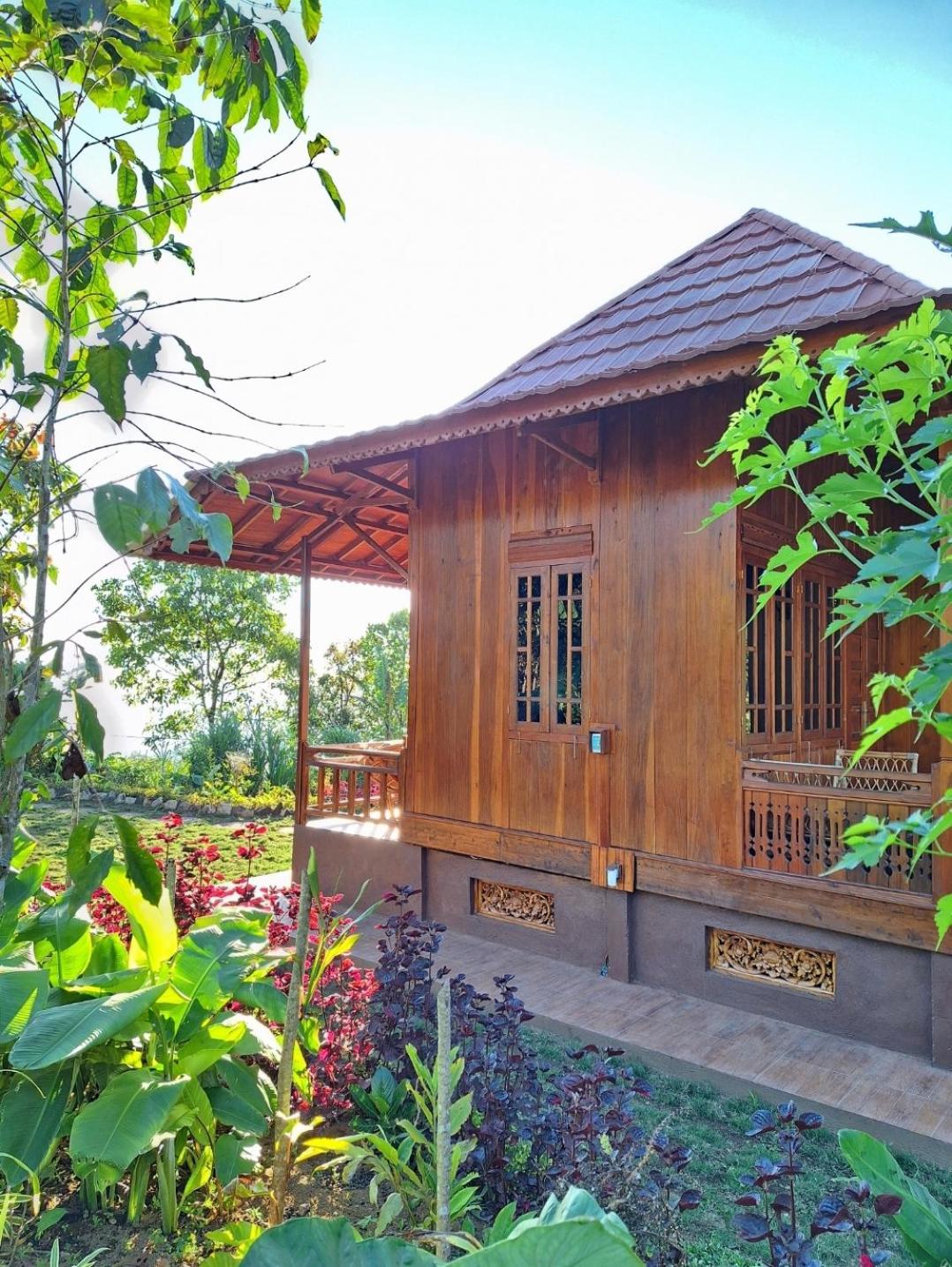 Cottage with Garden View - Photo 13