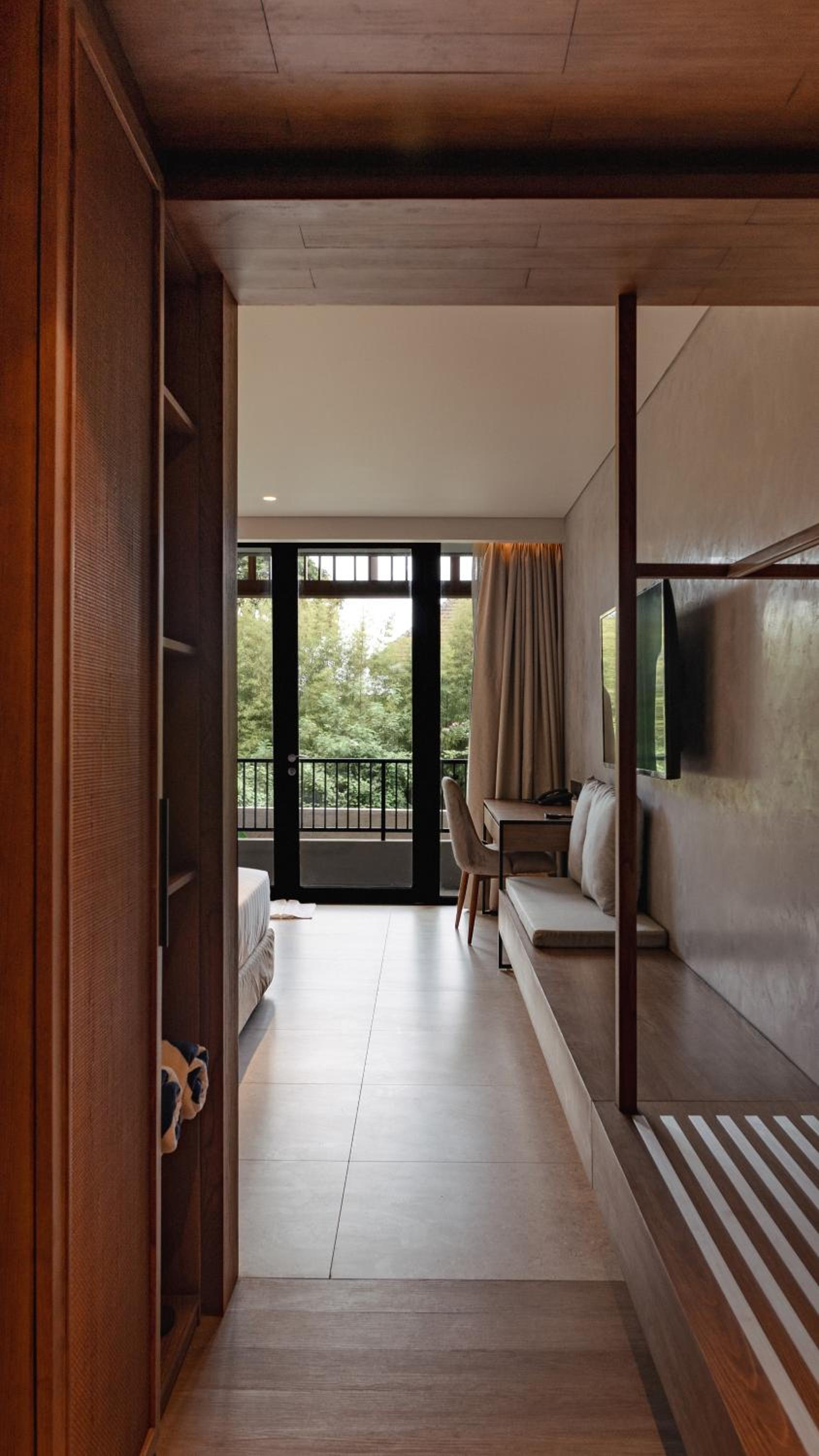 Deluxe Room - Photo 3