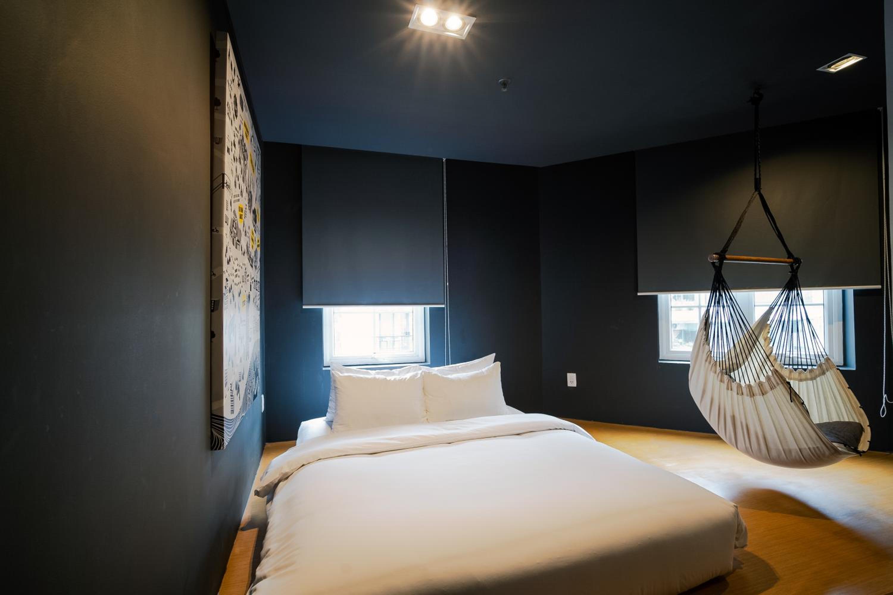 EXECUTIVE DOUBLE NEST - FREE LAUNDRY, MINIBAR photo 2