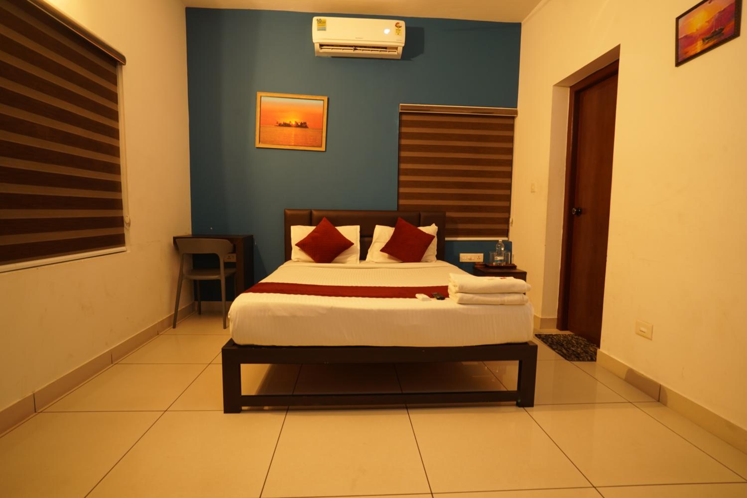 Deluxe Double Room - Photo 7