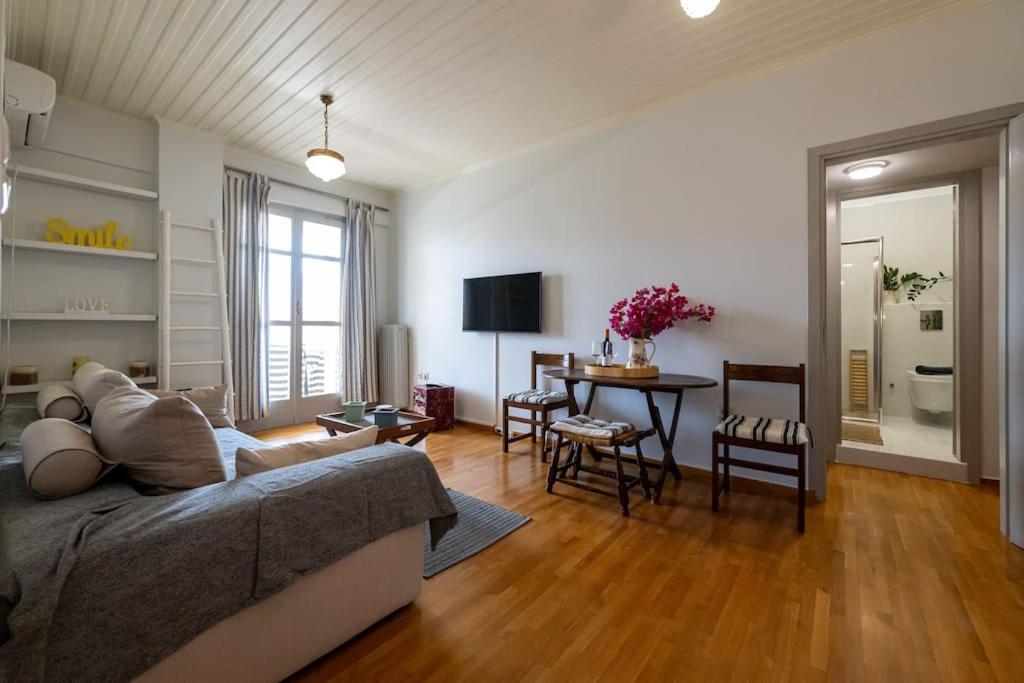 Two-Bedroom Apartment With City View