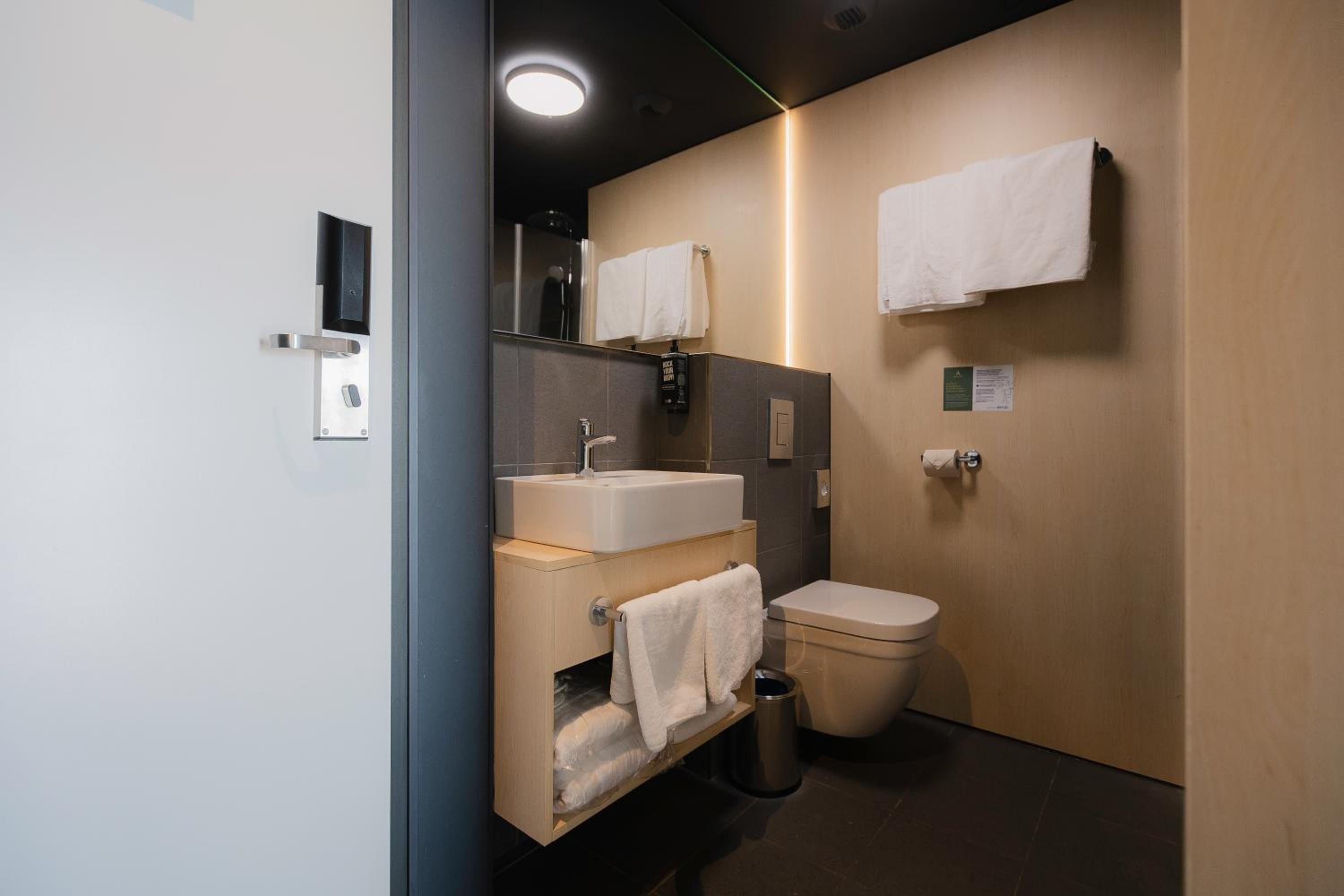 Superior Double Room - Photo 8