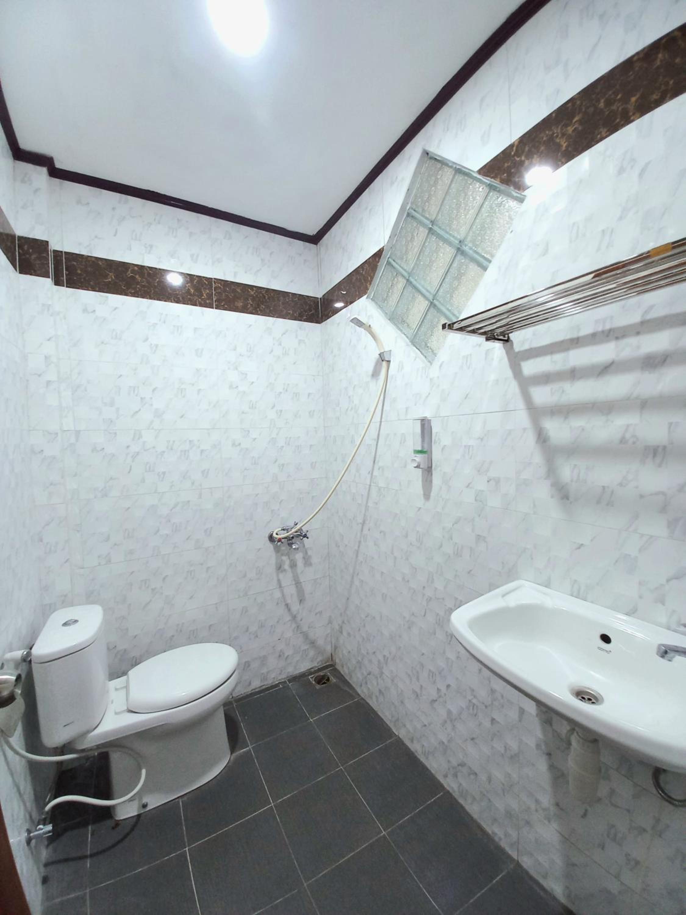 Double or Twin Room photo 3