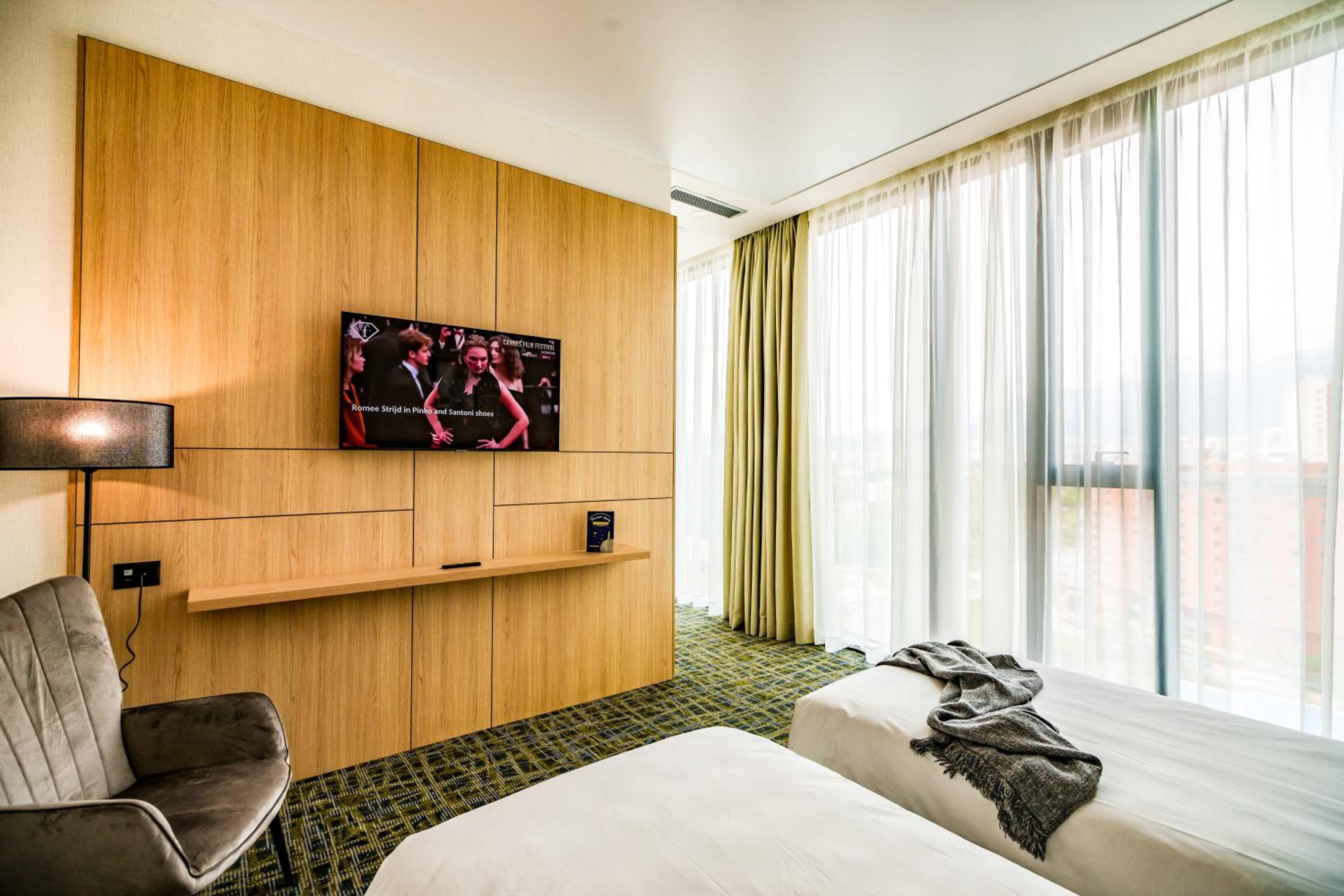 Deluxe Room Double or Twin Bed photo 2
