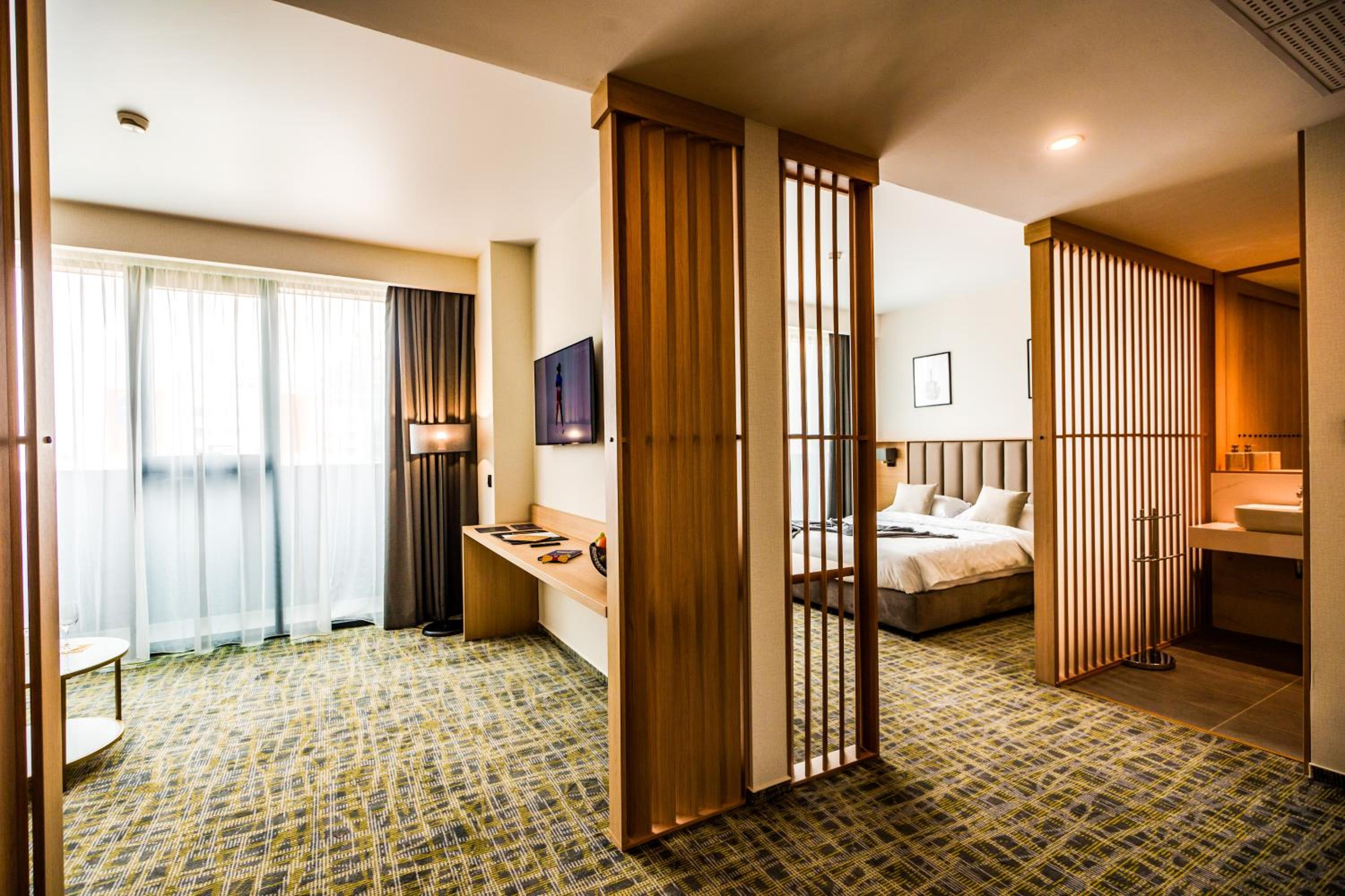 Executive Suite photo 3