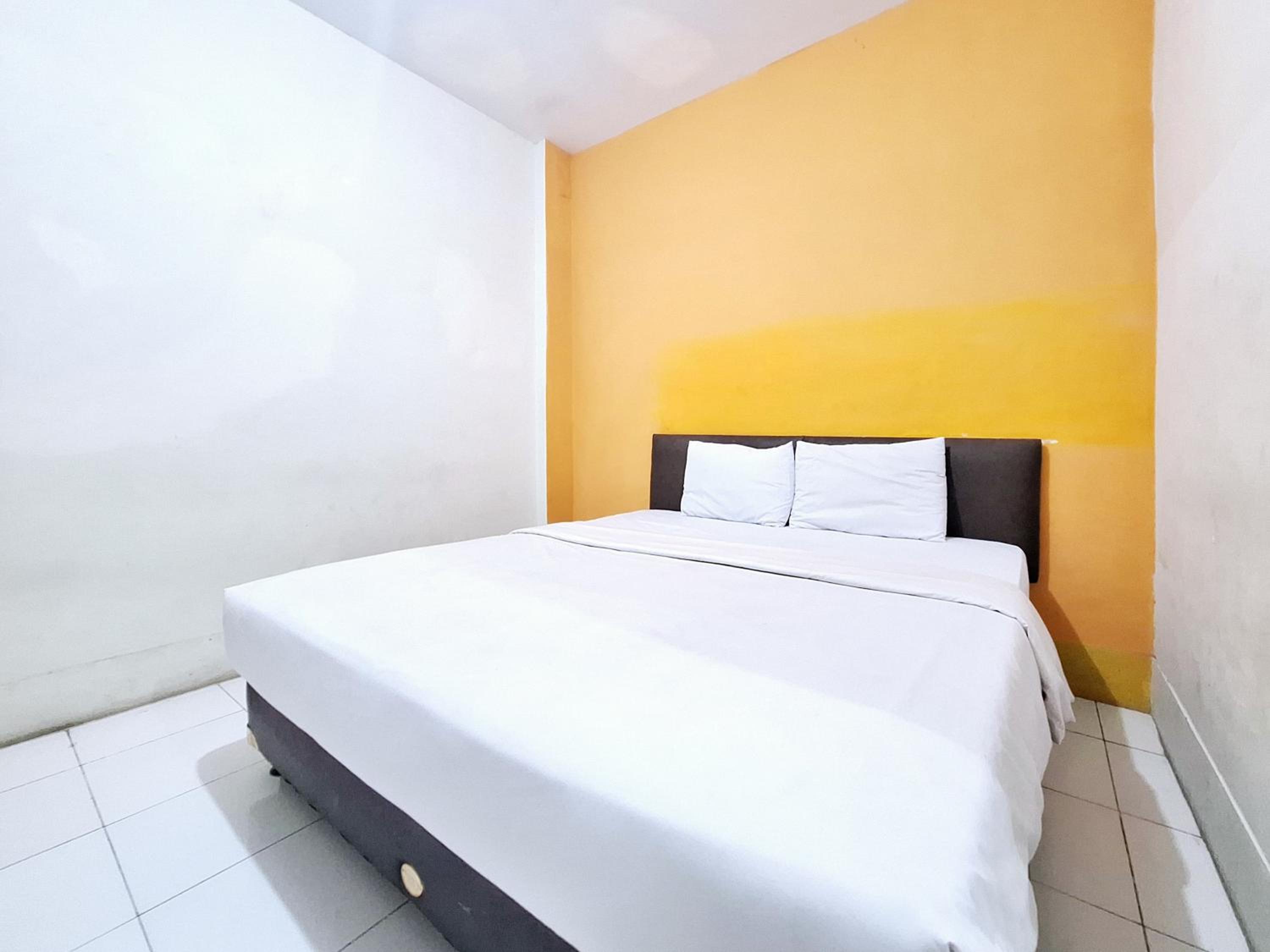 Deluxe Double Room - Photo 10