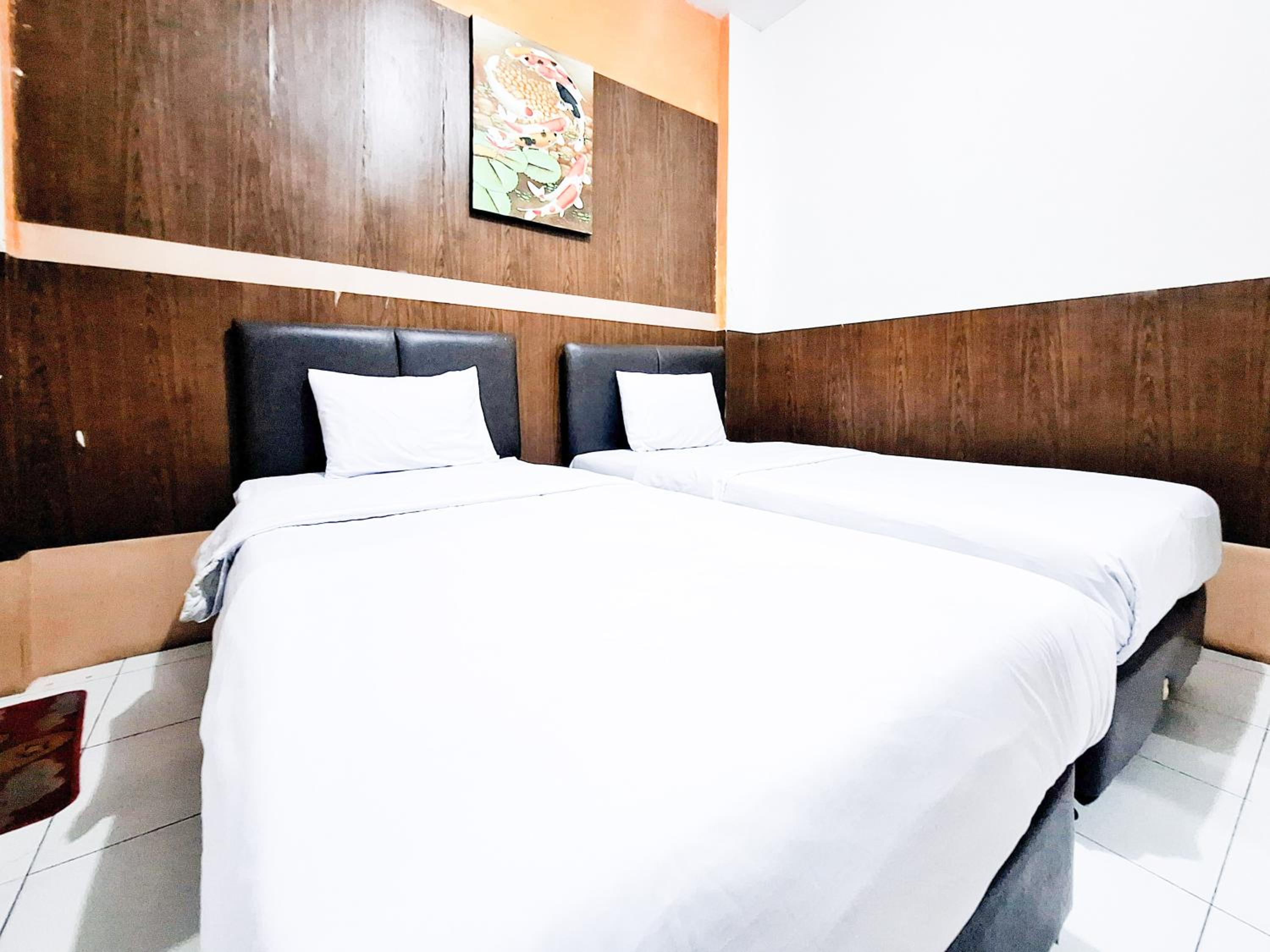 Deluxe Twin Room - Photo 6