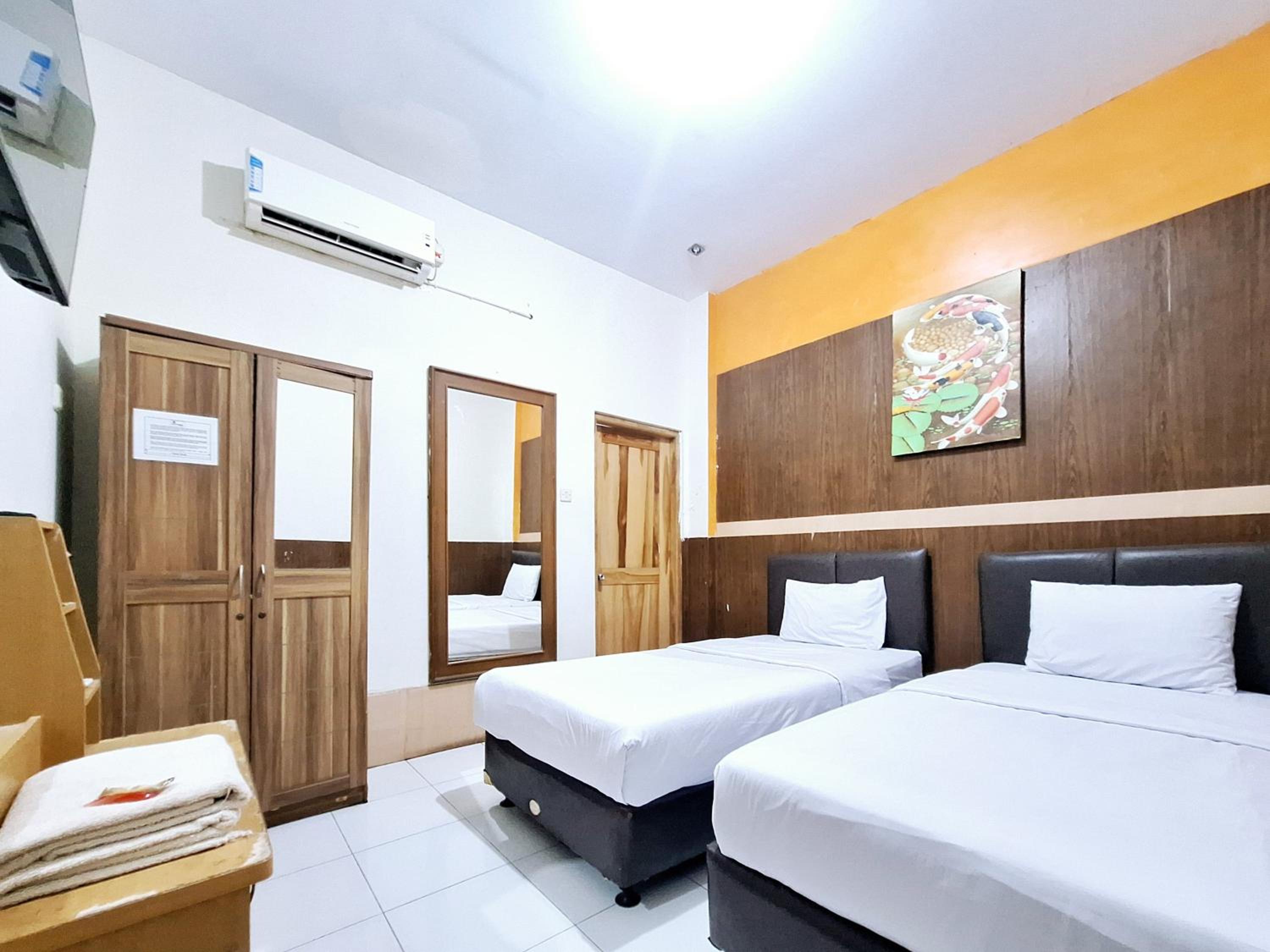 Deluxe Twin Room - Photo 1