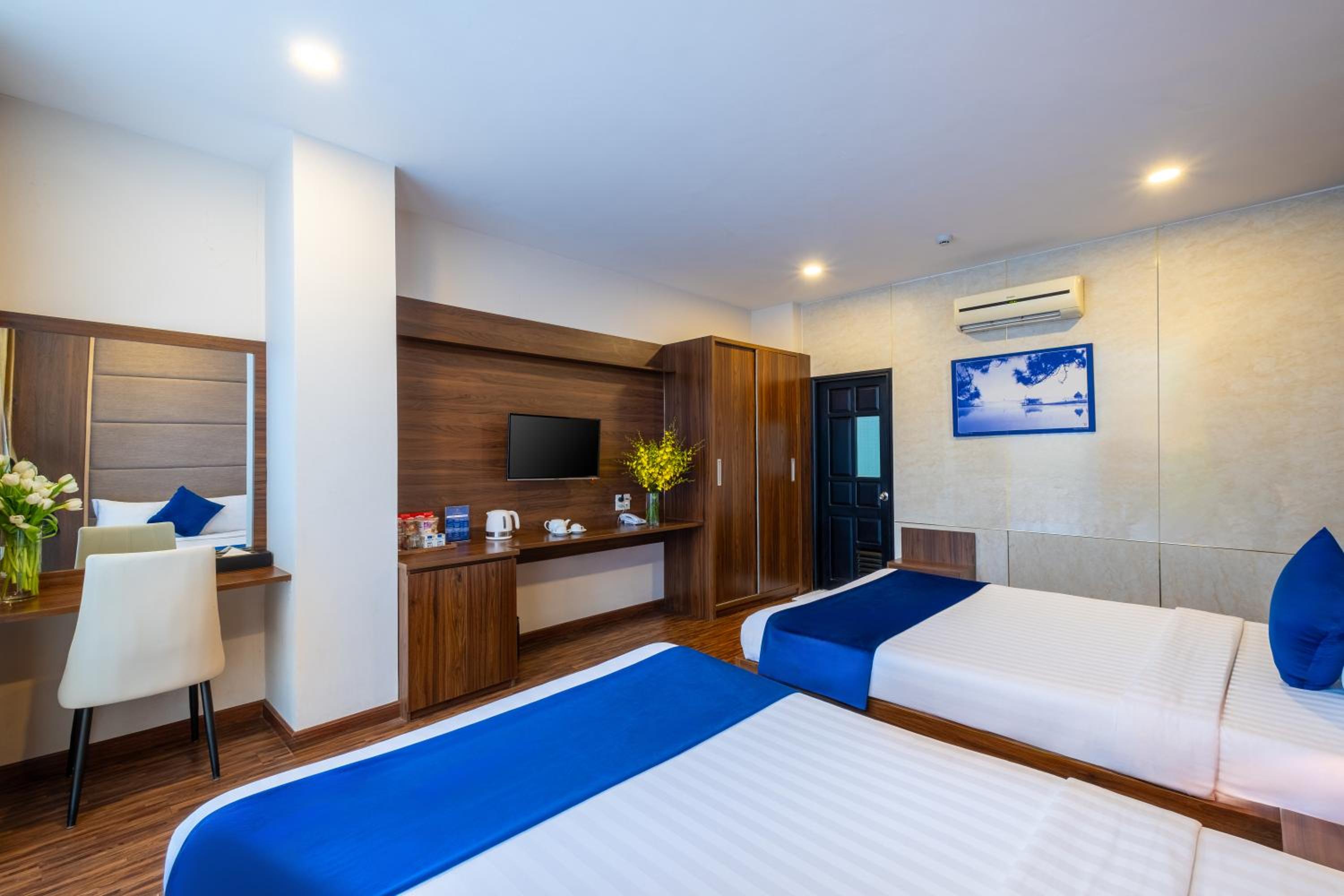 Deluxe Twin Room - Photo 6