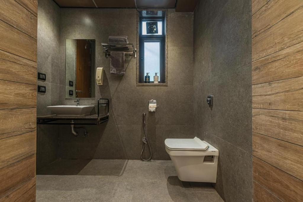 Villa photo 2