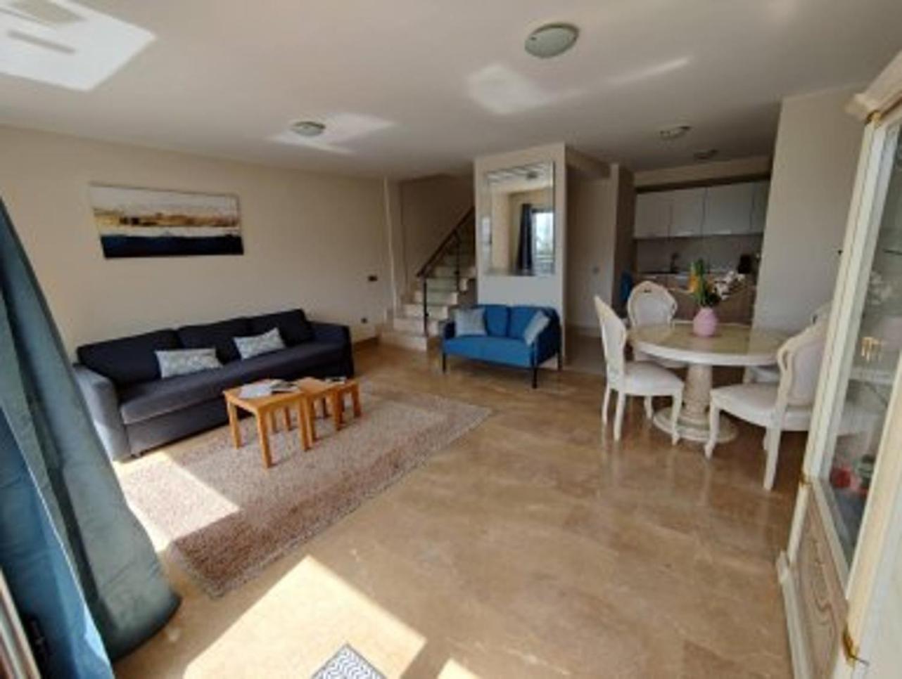 Apartamento con vista al mar
