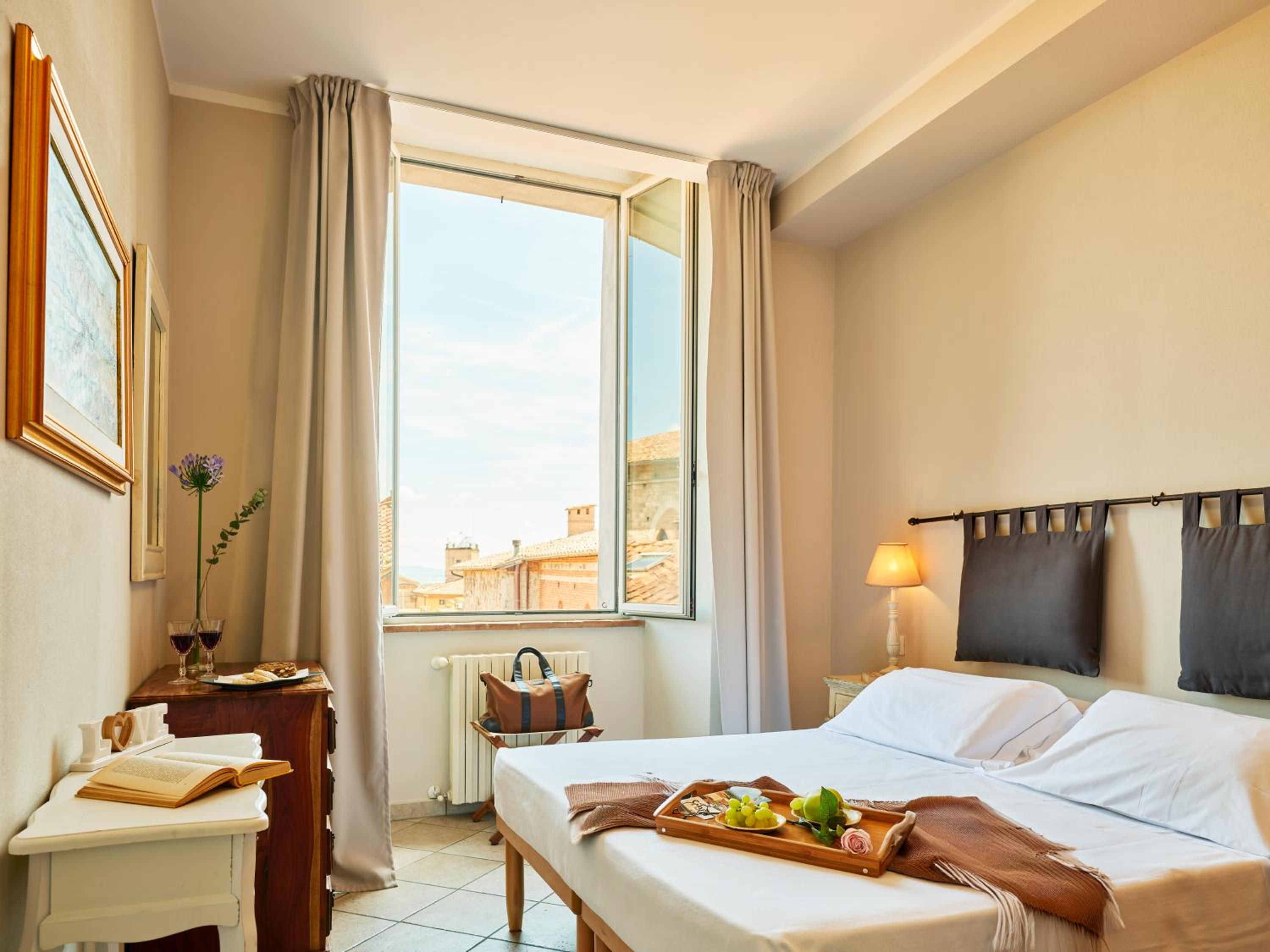 Superior Double or Twin Room - Photo 42