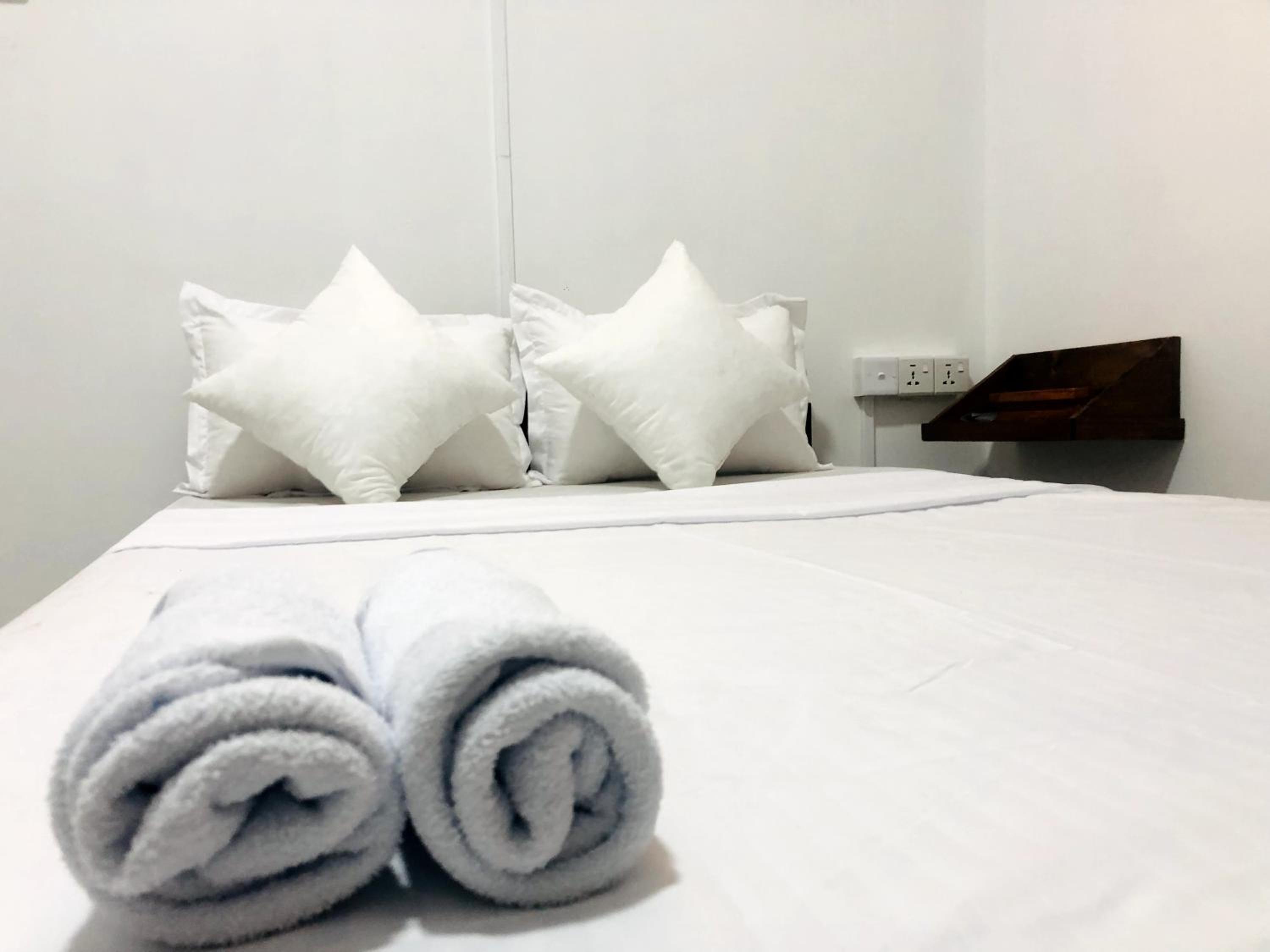 Double Room with Private Bathroom photo 3