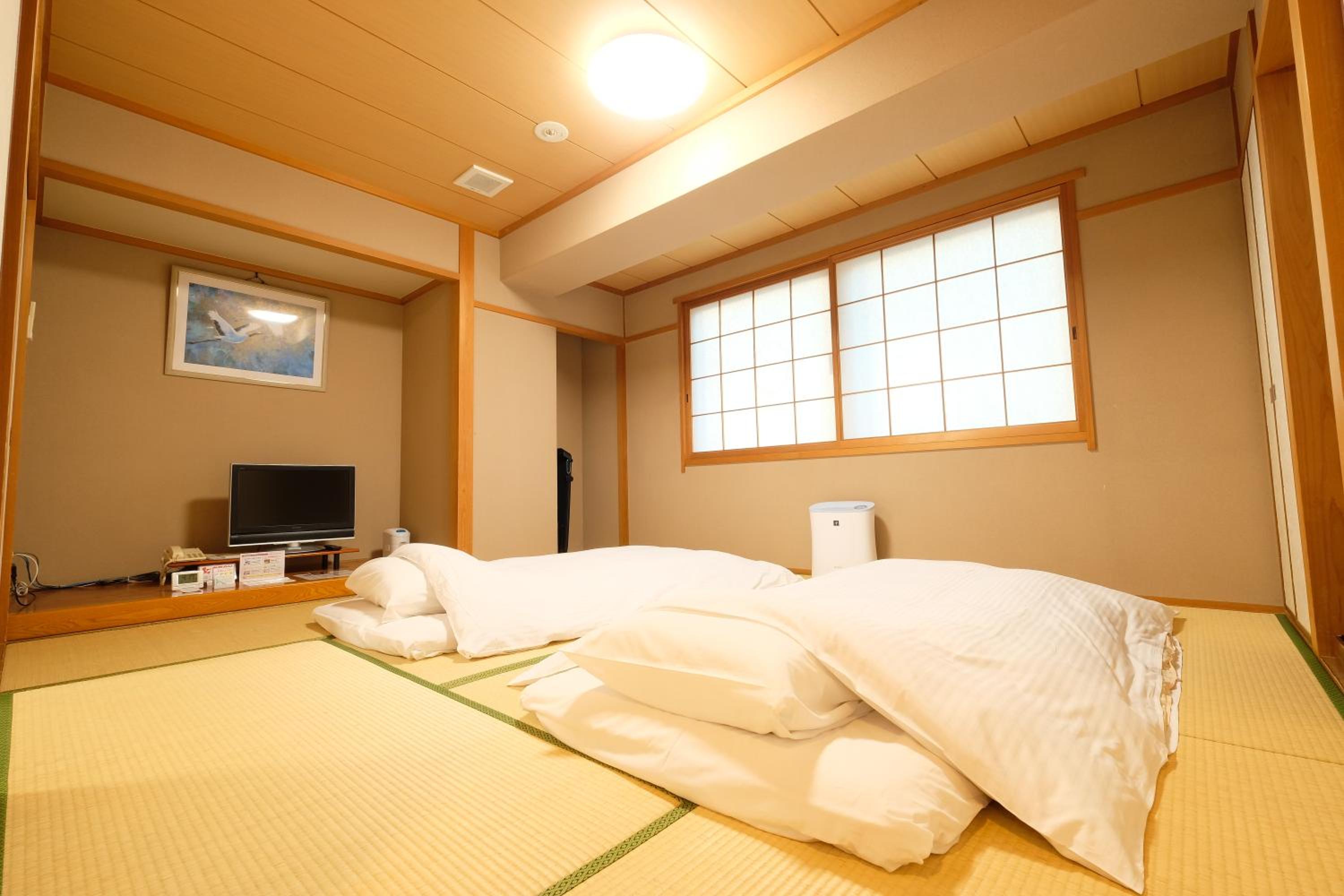 Japanese-Style Room