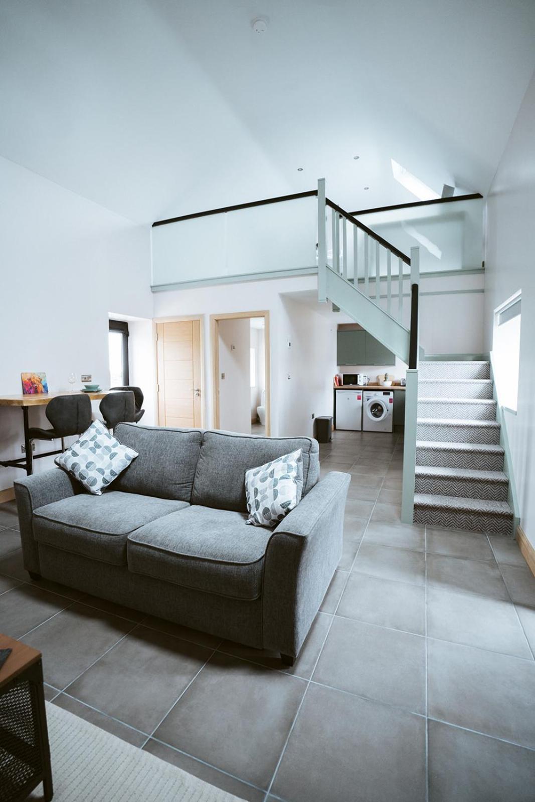 One-Bedroom House photo 1