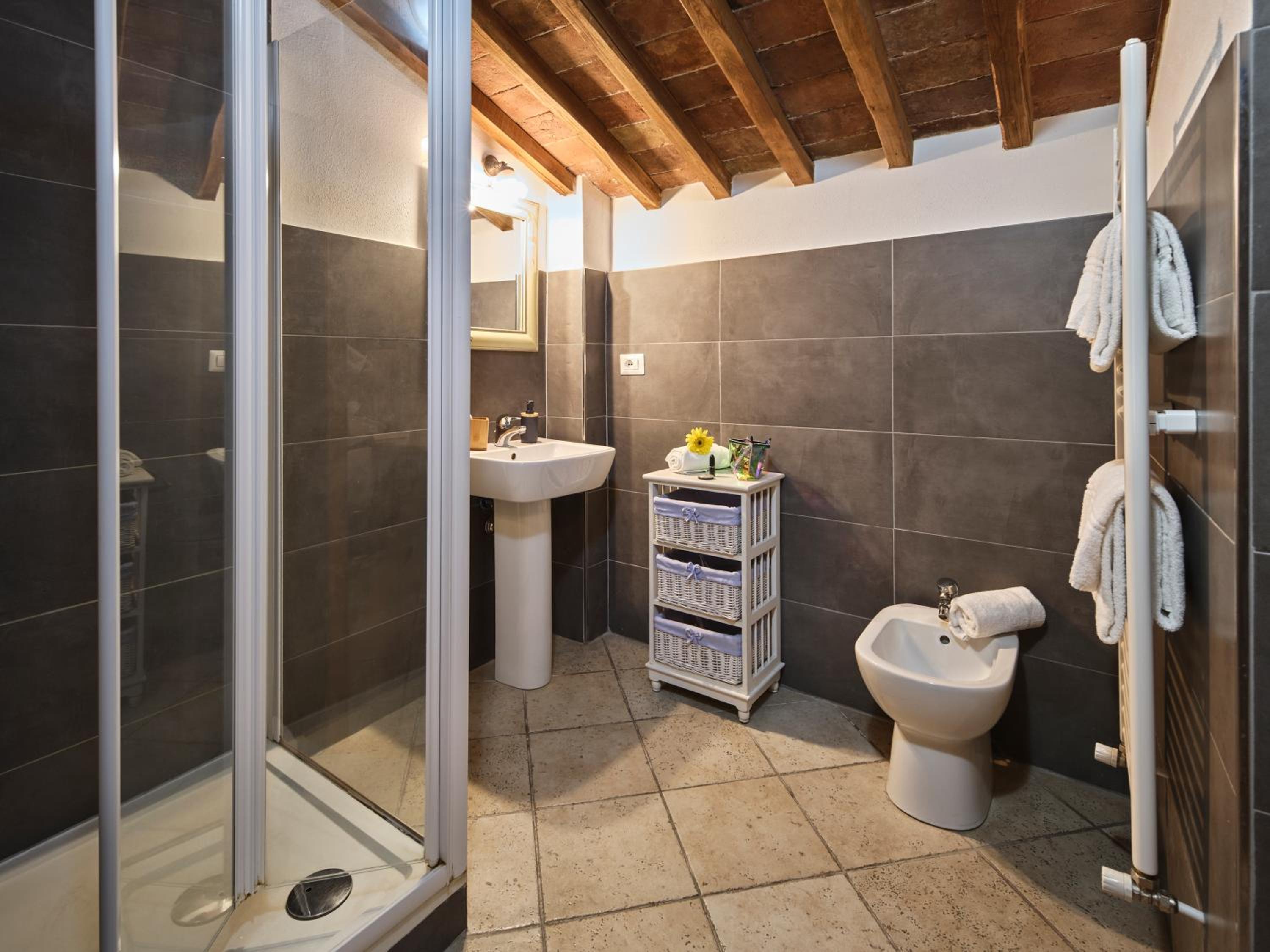Superior Double or Twin Room - Photo 30