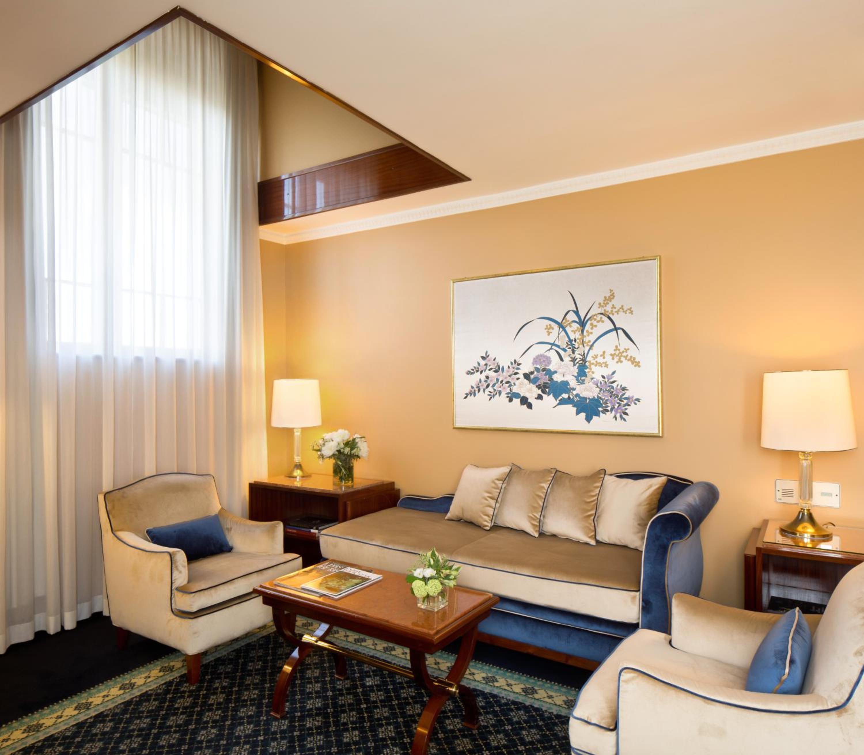 Suite - Photo 6