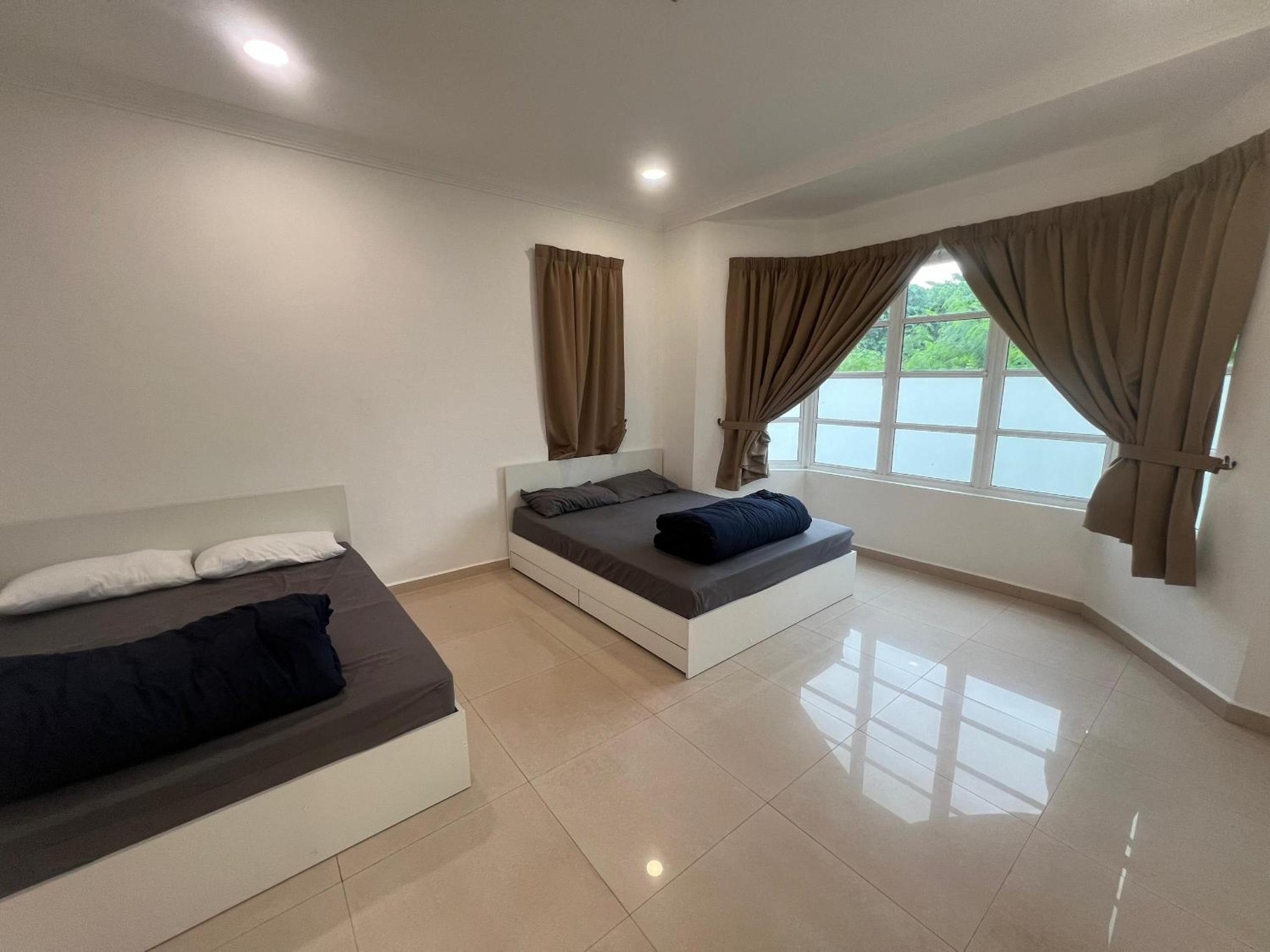 Deluxe Quadruple Room photo 2