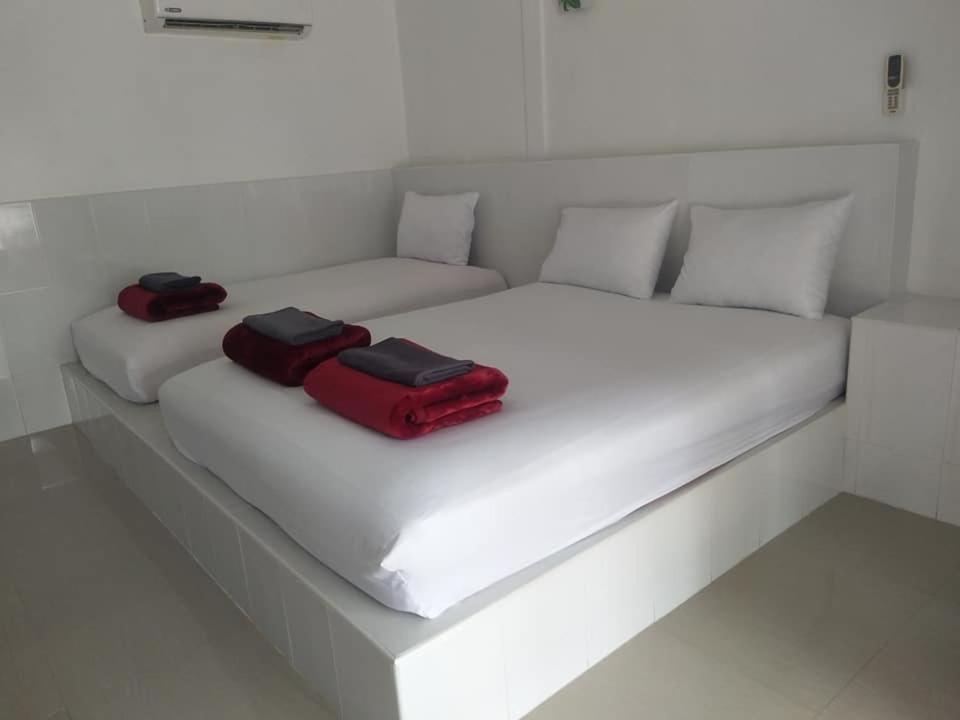 Triple Room - Photo 14